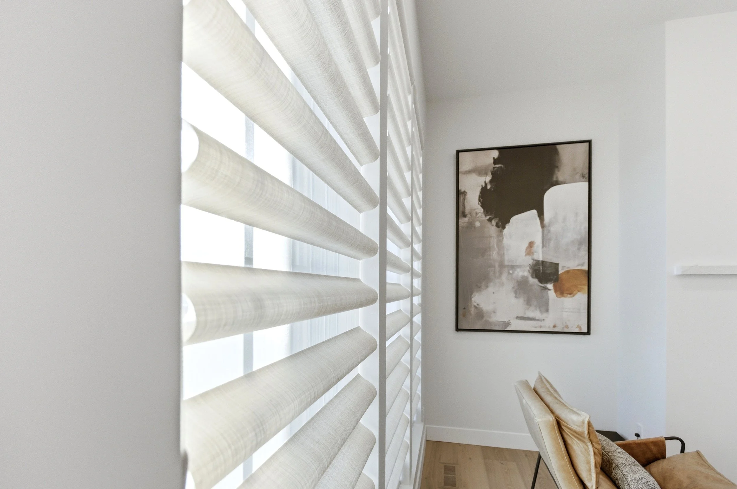 605 BLINDS - Hunter Douglas Pirouette Shades in Sioux Falls, SD