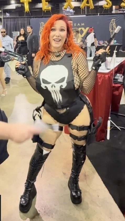 Taylor Gunner at Exxxotica
