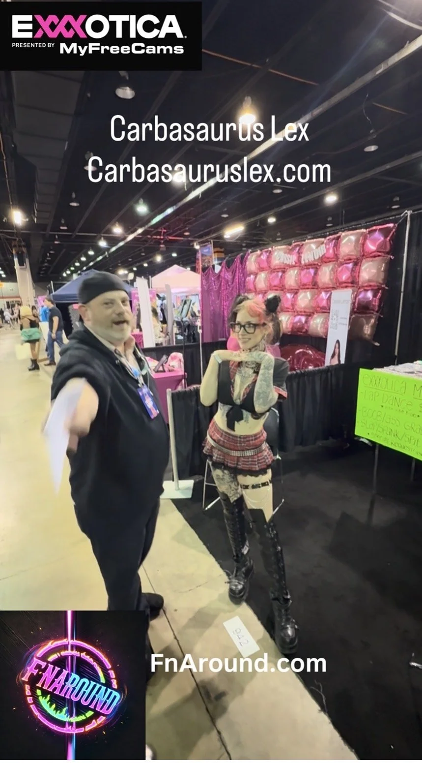 Carbasaurus Lex at Exxxotica