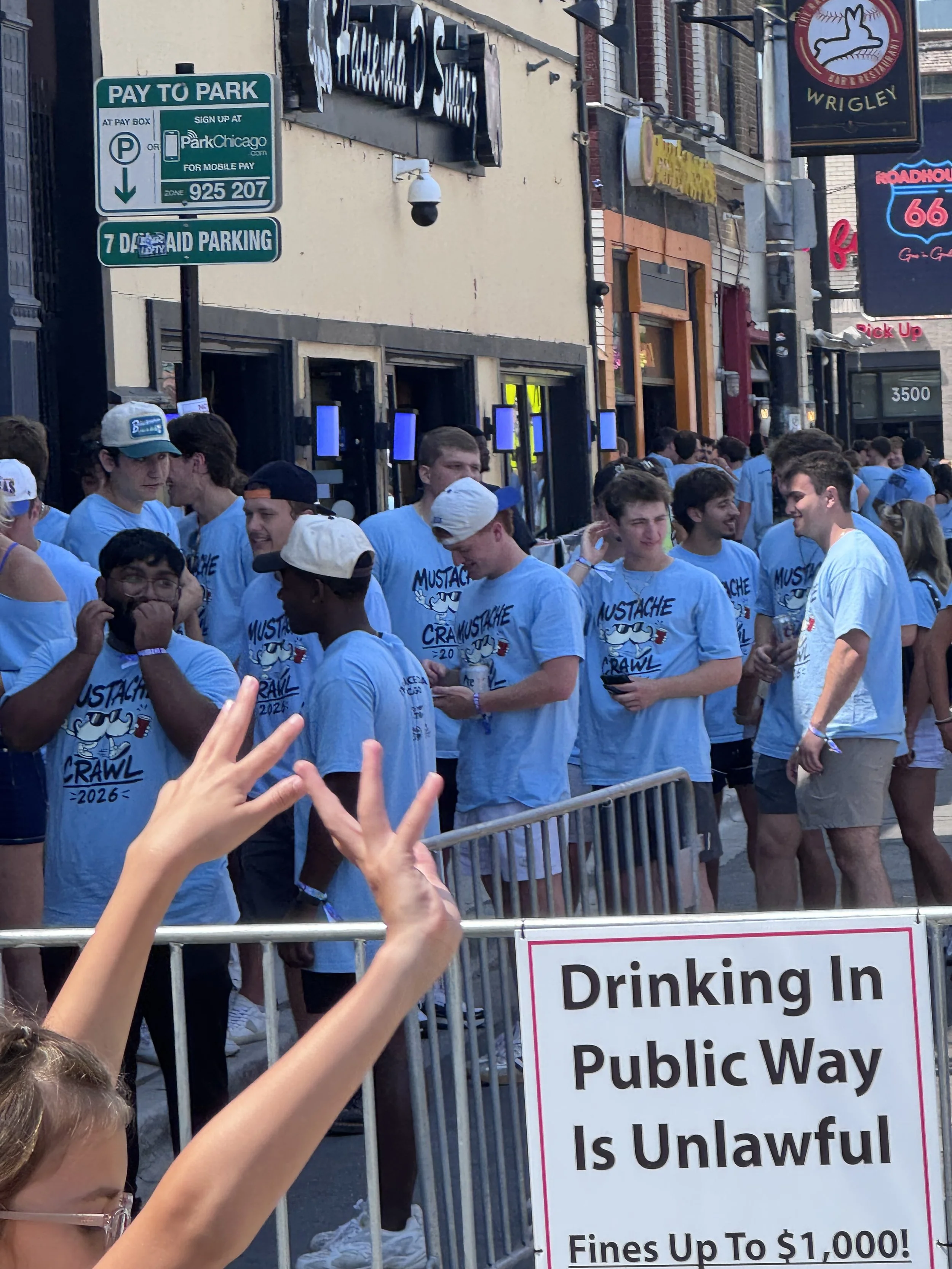 F’nAround Review: The Mustache Crawl Chicago’s Biggest Bar Crawl
