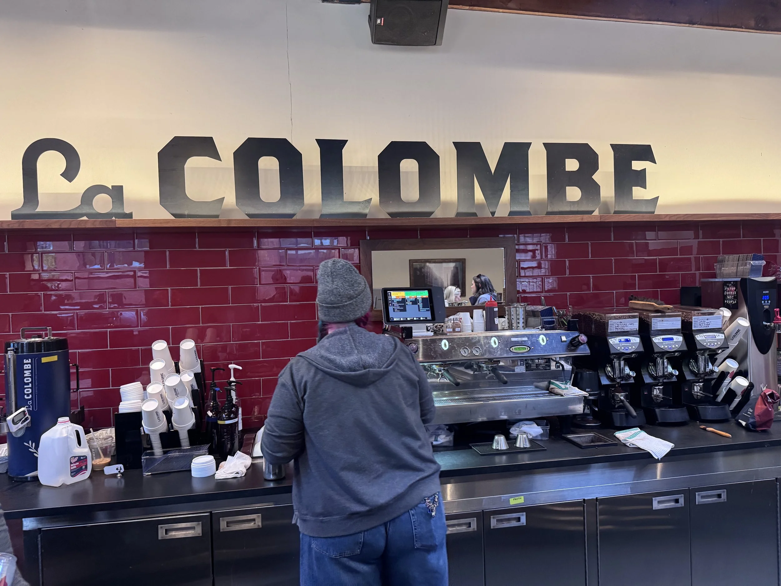 La Colombe Coffee Randolph Street Review: Vanilla Latte, Mocha and a Taste of Ube