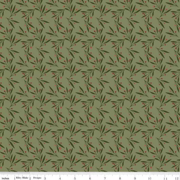 C14745-OLIVE_Christmas_in_Town_Mistletoe.jpg