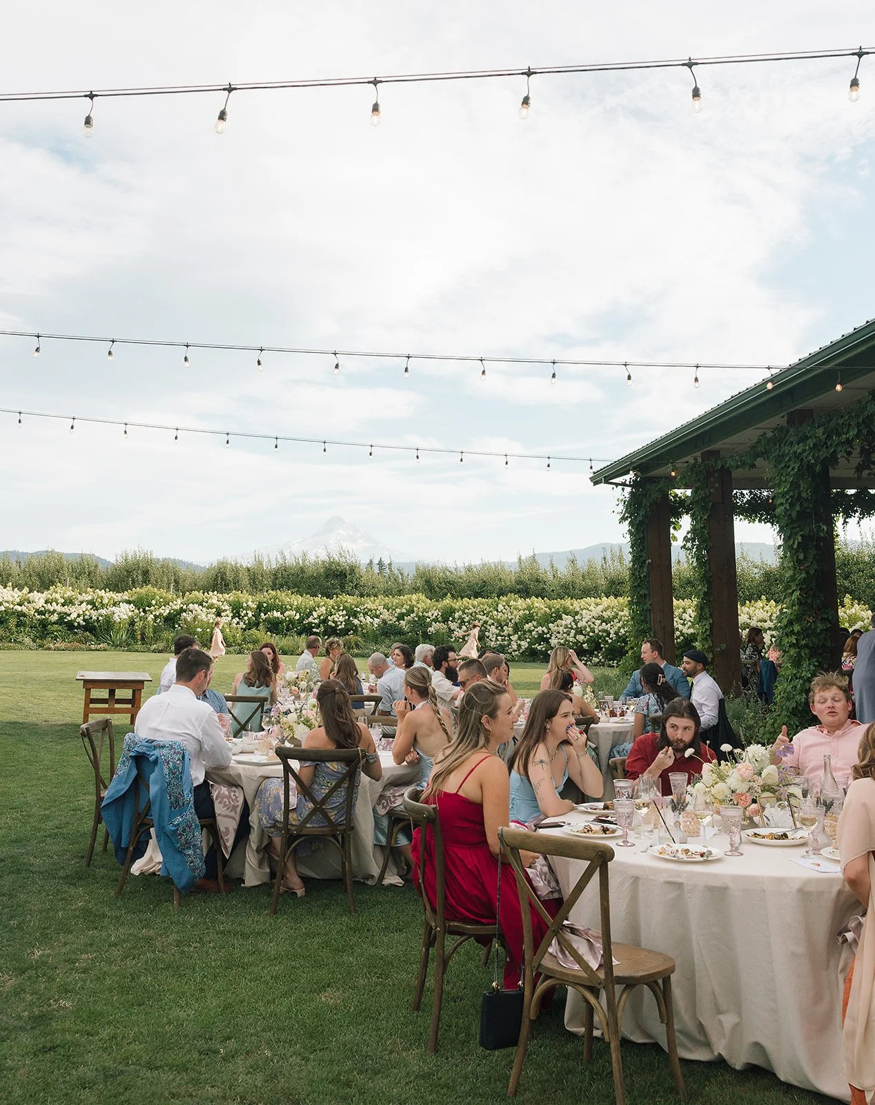 the-orchards-hood-river-wedding-reception-74.jpg