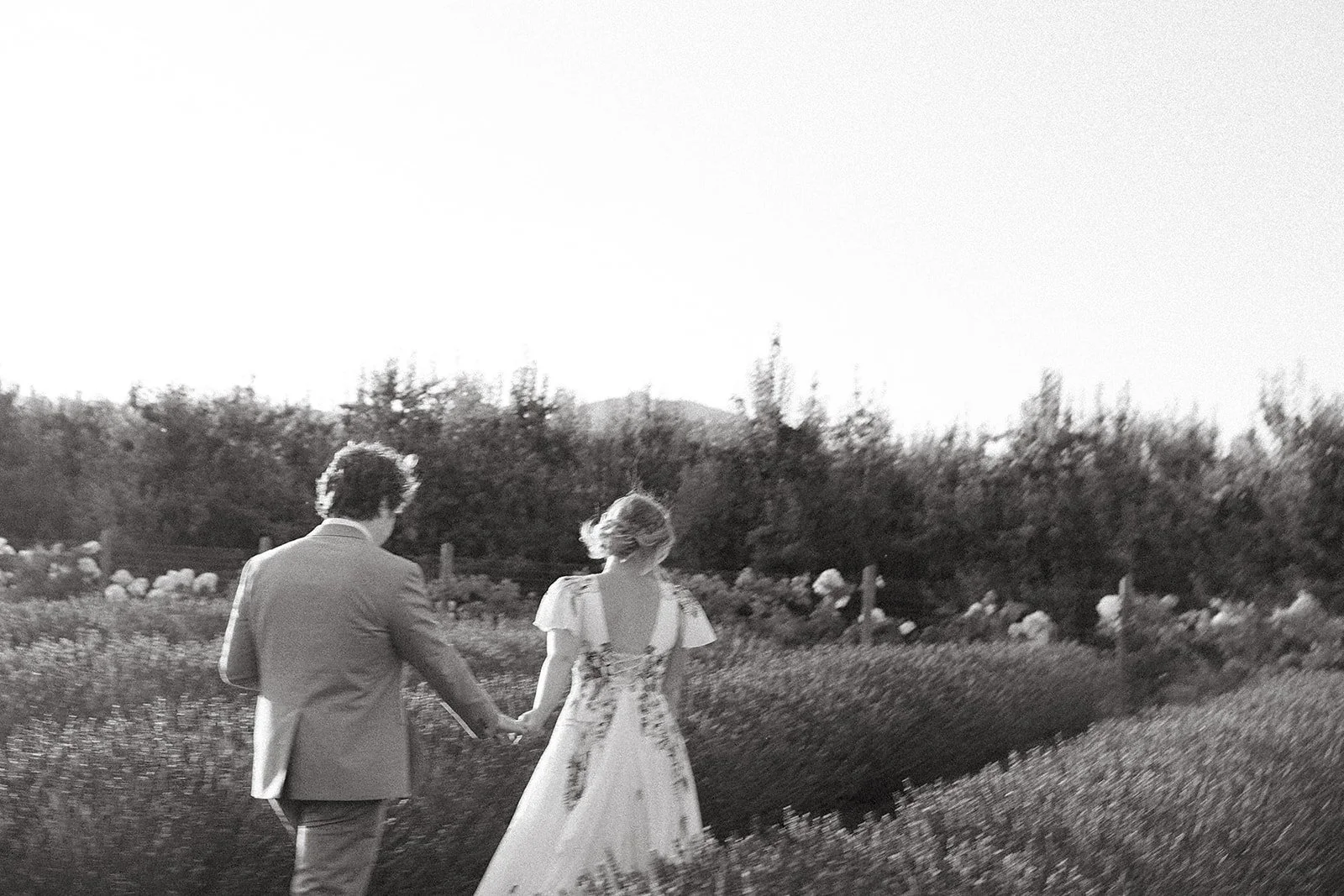 the-orchards-hood-river-wedding-golden-hour-39.jpg