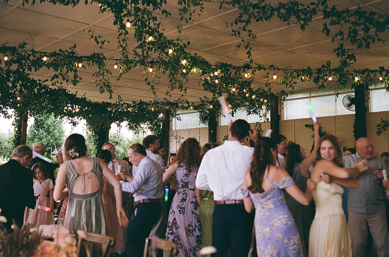 the-orchards-hood-river-wedding-FILM-photographer-62.jpg