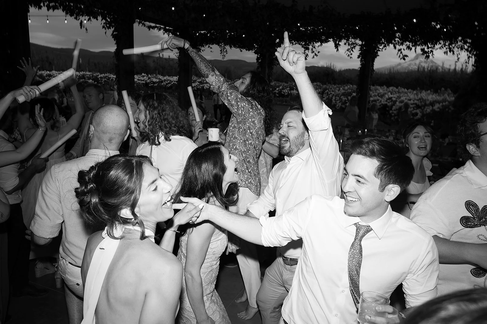 the-orchards-hood-river-wedding-dance-floor-88.jpg