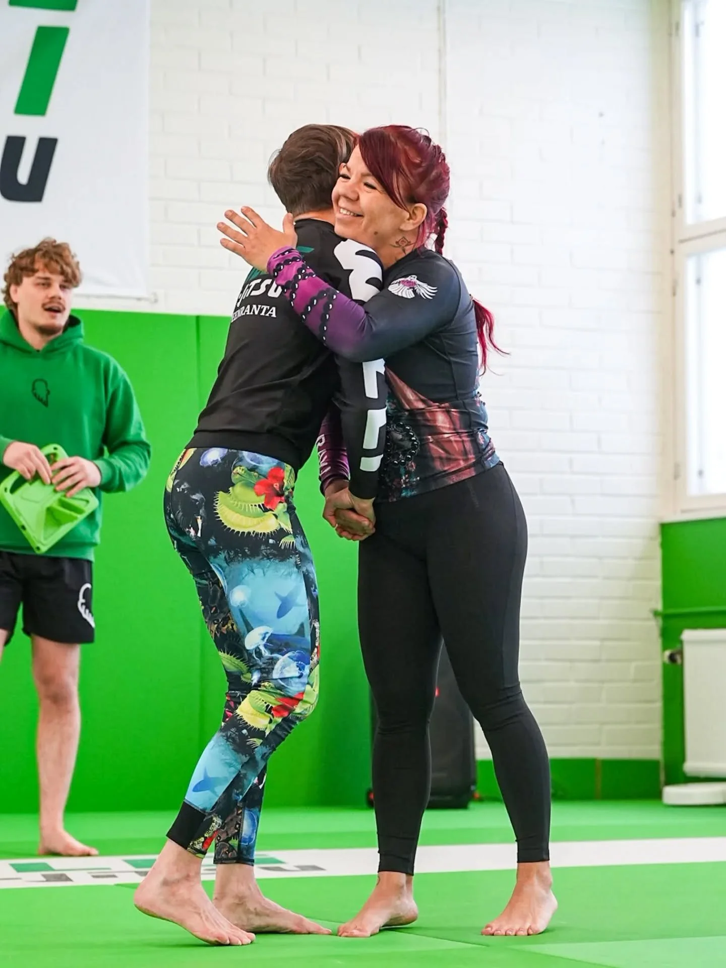 T&auml;n&auml;&auml;n oteltiin vuosijuhla tunnelmissa melkein 10 superfighttia. Suurinosa oli Willi vs Willi, mutta my&ouml;s muutama Willi vs Flow @flowcombat 

Kiitos kaikille tapahtuneessa olleille. T&auml;st&auml; vois tulla perinne💚