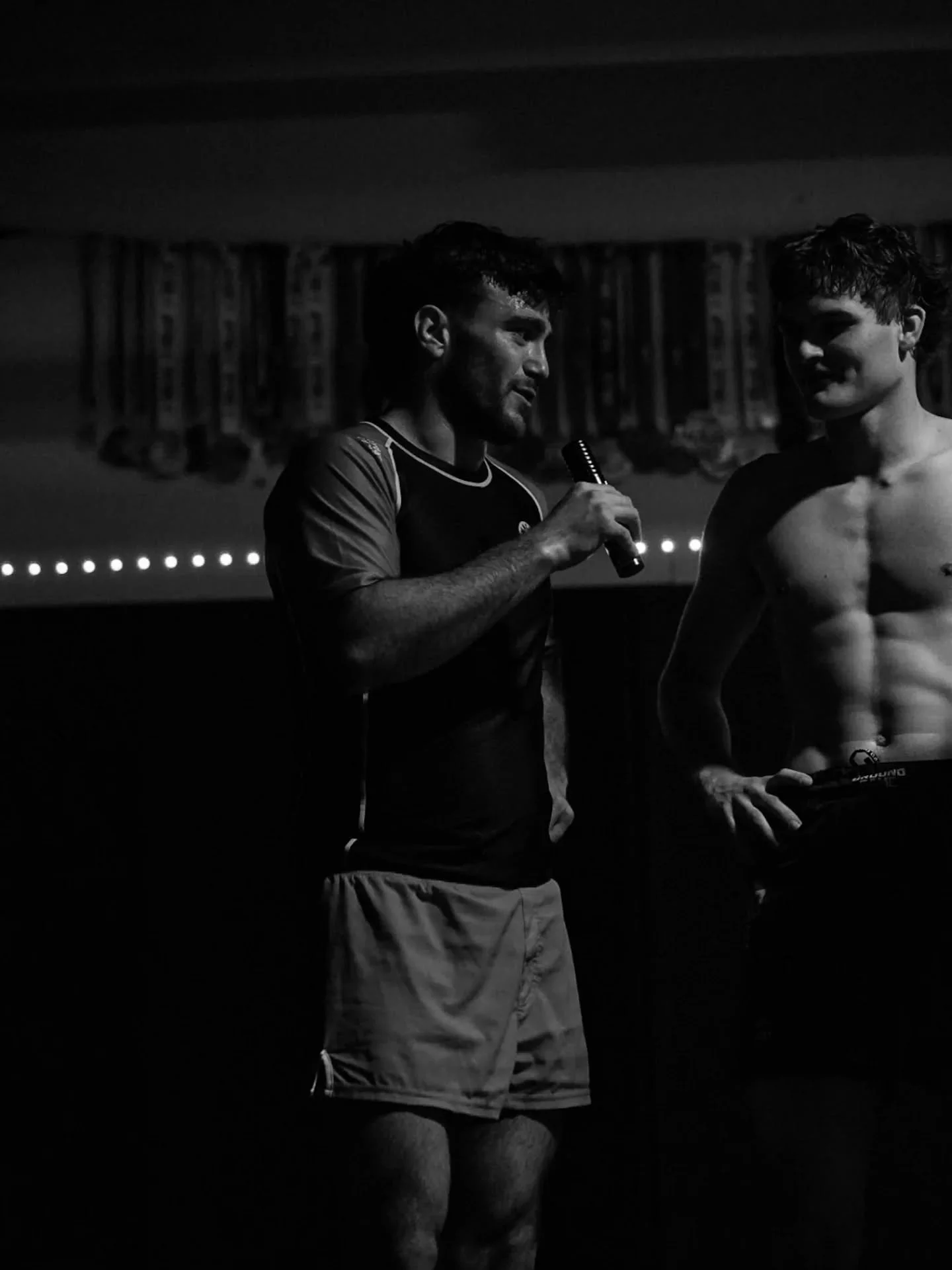 Vuohi Inivitational 3🐐

Huippu event takana. T&auml;n&auml;&auml;n meid&auml;n kisaajat sai superfight kokemusta ja tasokkaita otteluita. T&auml;ll&auml; kertaa ei tyhjennetty pankkia vaan jouduttiin toiseksi kaikissa v&auml;rivy&ouml; sarjoissa. Su