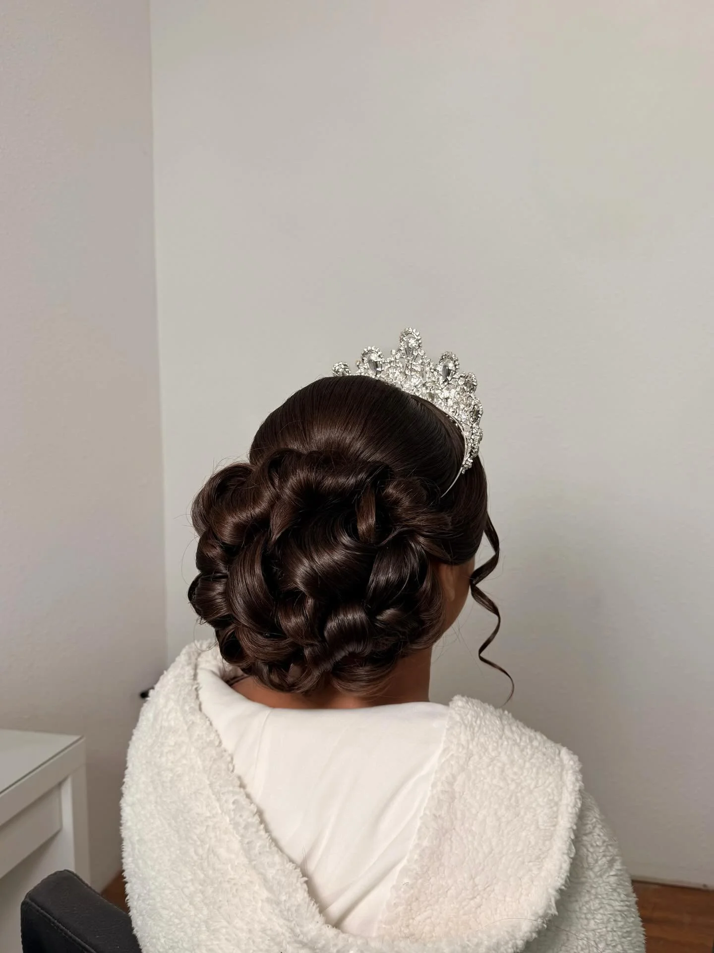 Quincea&ntilde;era Updo