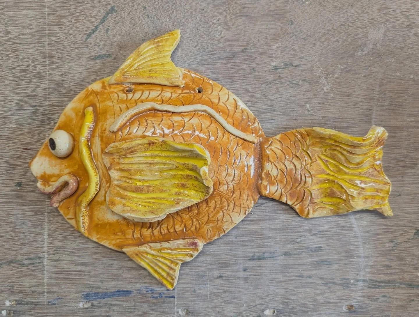 ✨ 2nd May Workshop ✨
Create your own relief clay fish in a relaxed, welcoming studio at Brookside Art Shed
🎨 All materials included
🐟 No experience needed
🌿 A perfect creative reset
👨&zwj;👩&zwj;👧&zwj;👦 Fun for all the family!

Relief clay is a