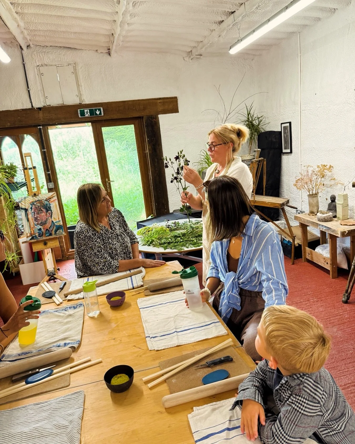 Every corner of the farm feels alive at this time of year 🌿

No wonder Dylan Thomas wrote, The force that through the green fuse drives the flower.

The ground is carpeted with yellow cowslips, creamy cow parsley is emerging, and the hedges are burs