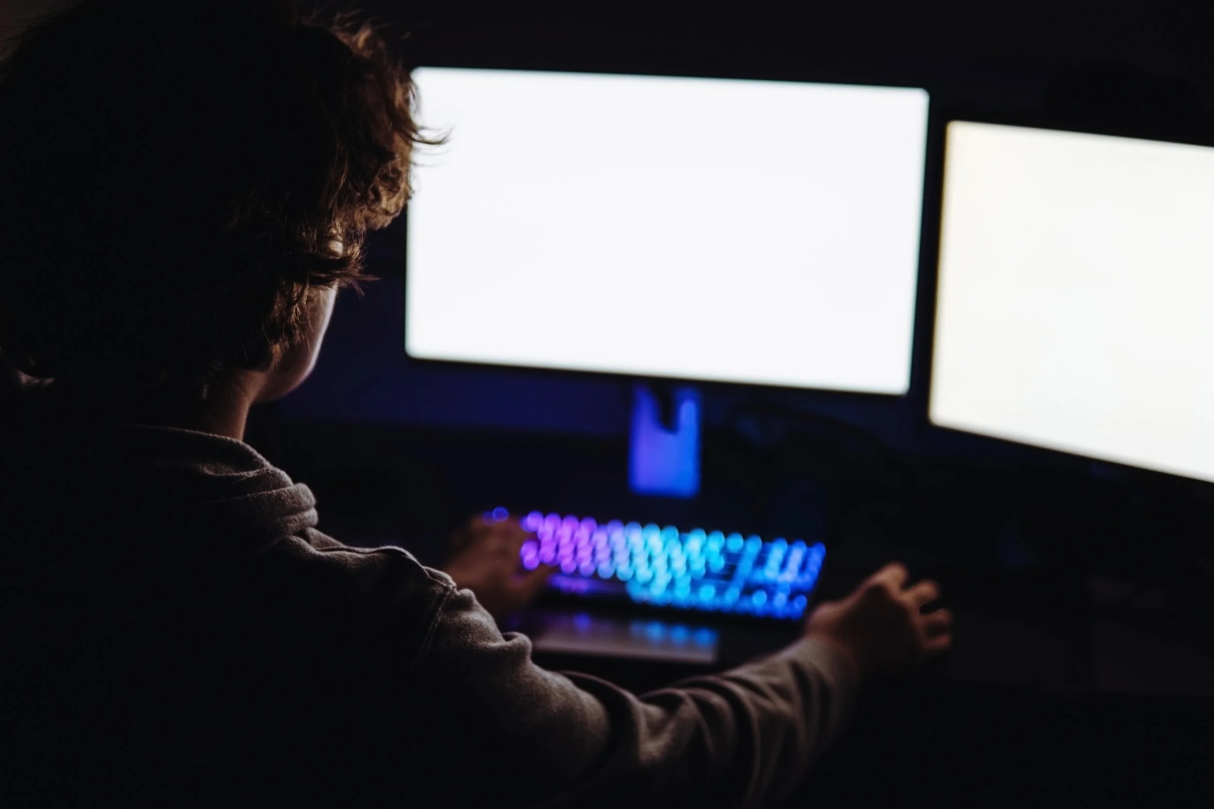 Jasper Gribble, "The Modern Window," 2022.
Because of COVID-19, a lot of everyday tasks have been moved online. This is obviously not ideal, but it is just part of life now. Going to school, playing with friends, and keeping in touch with family can