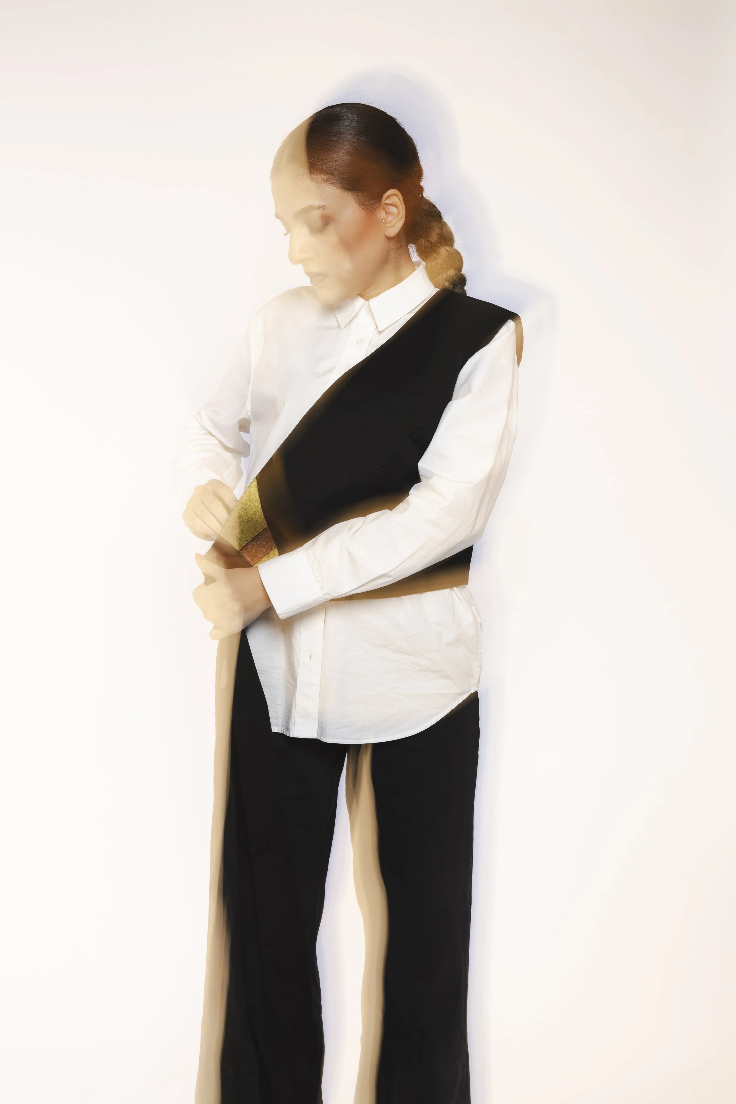 Look3-front-0159.jpg