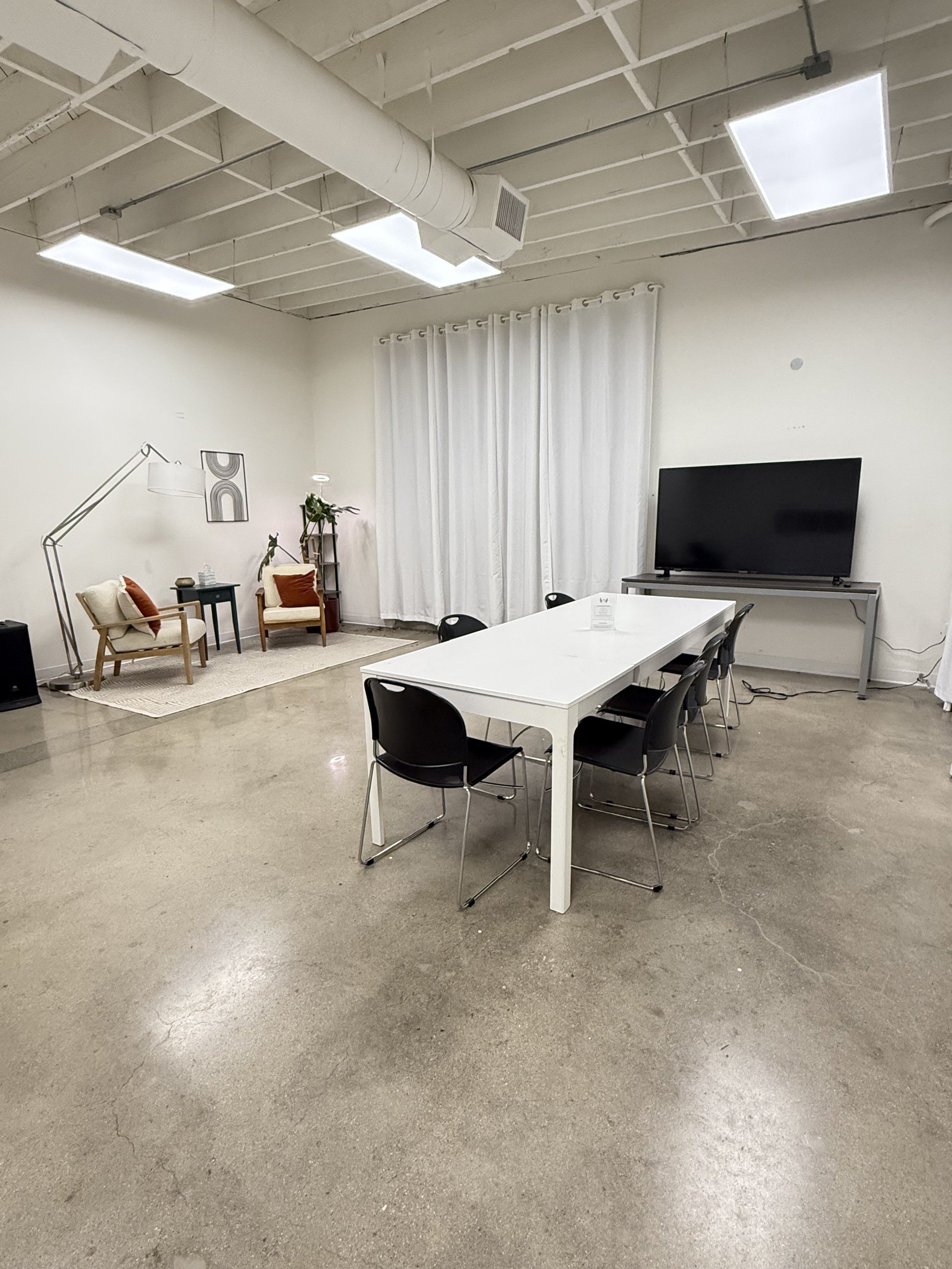 Meeting Room/ Podcasting Room (Private)