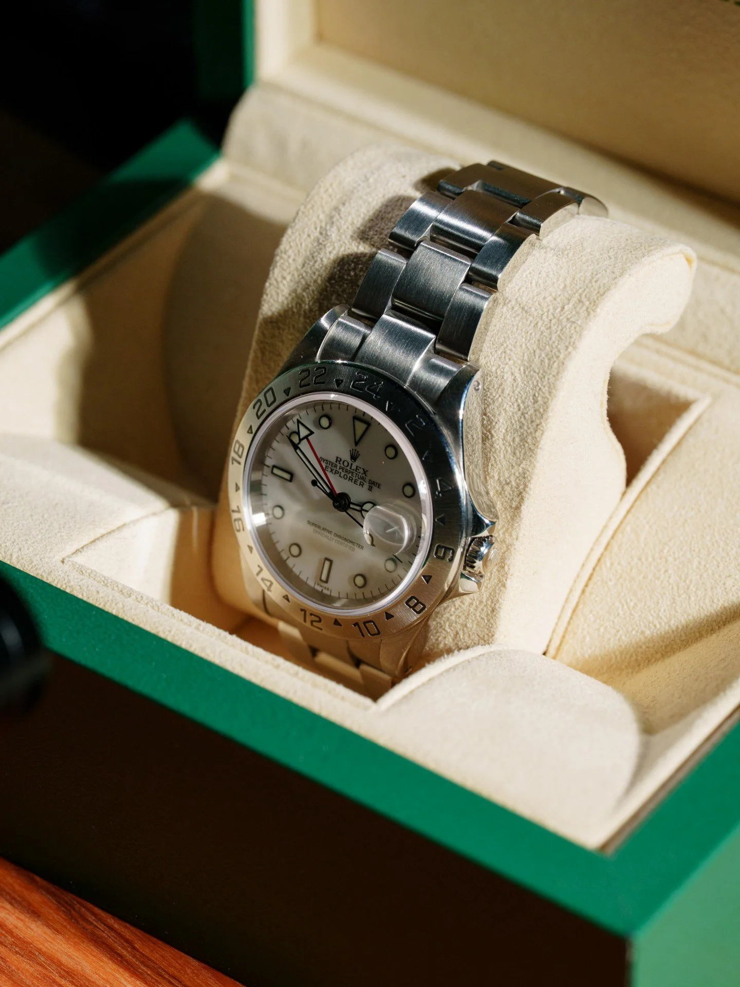 Built for the extremes, perfected for the everyday. The Rolex Explorer II wasn't just designed; it was engineered for adventurers pushing limits in the dark. That iconic fixed bezel and distinct red GMT hand are hallmarks of a true tool watch, built 