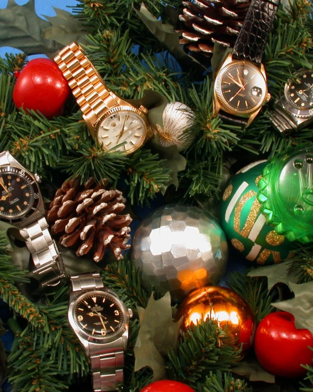 Wishing you a timeless holiday. ✨

Thank you for trusting us with your most valuable assets this past year. Whether you are unboxing a new watch or just enjoying the day off, we hope your Christmas is full of joy.

Cheers to a great holiday and a pro