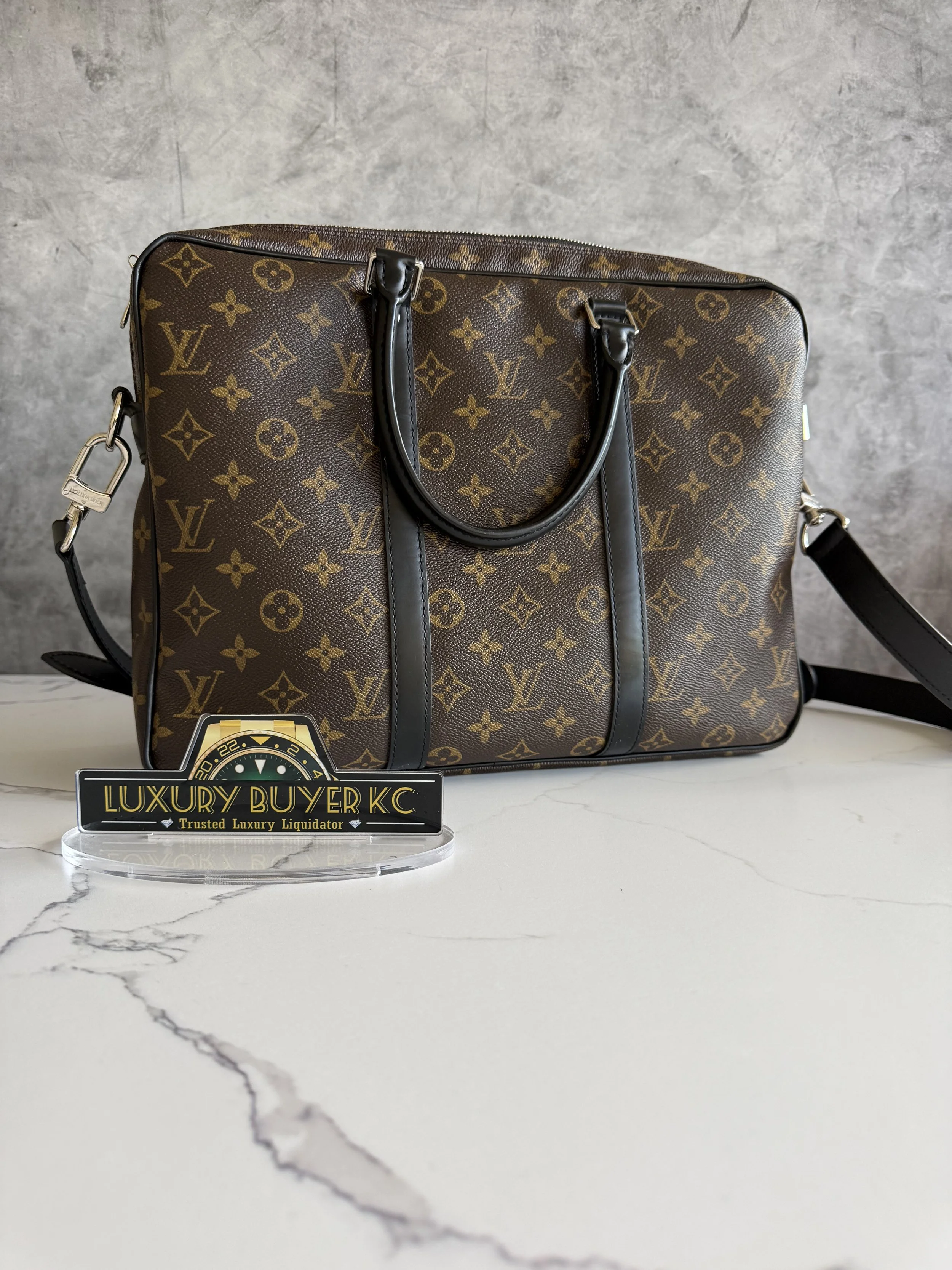 Louis Vuitton Porte-Documents Voyage PM