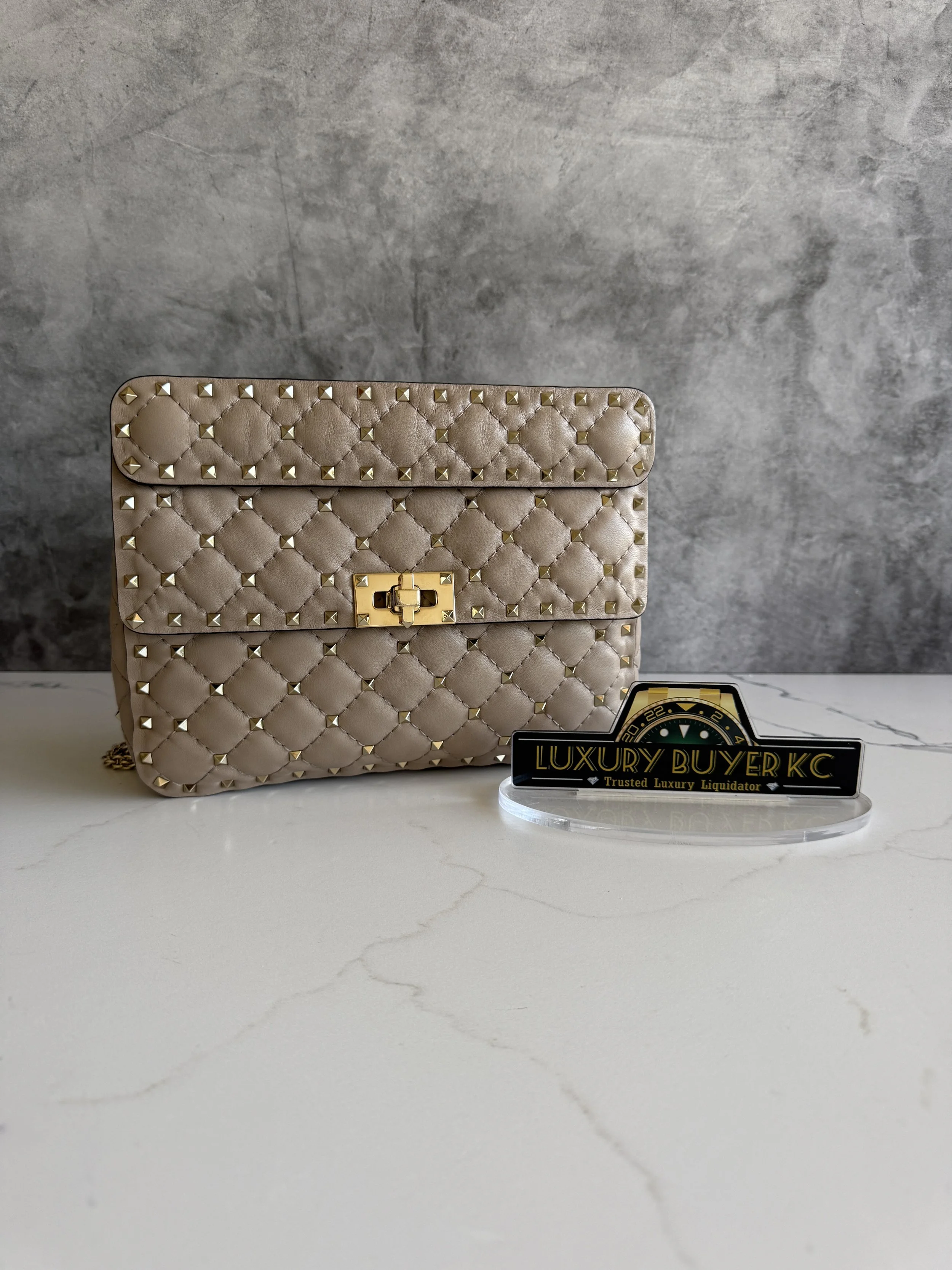 Valentino Garavani Medium Nappa Rockstud Spike