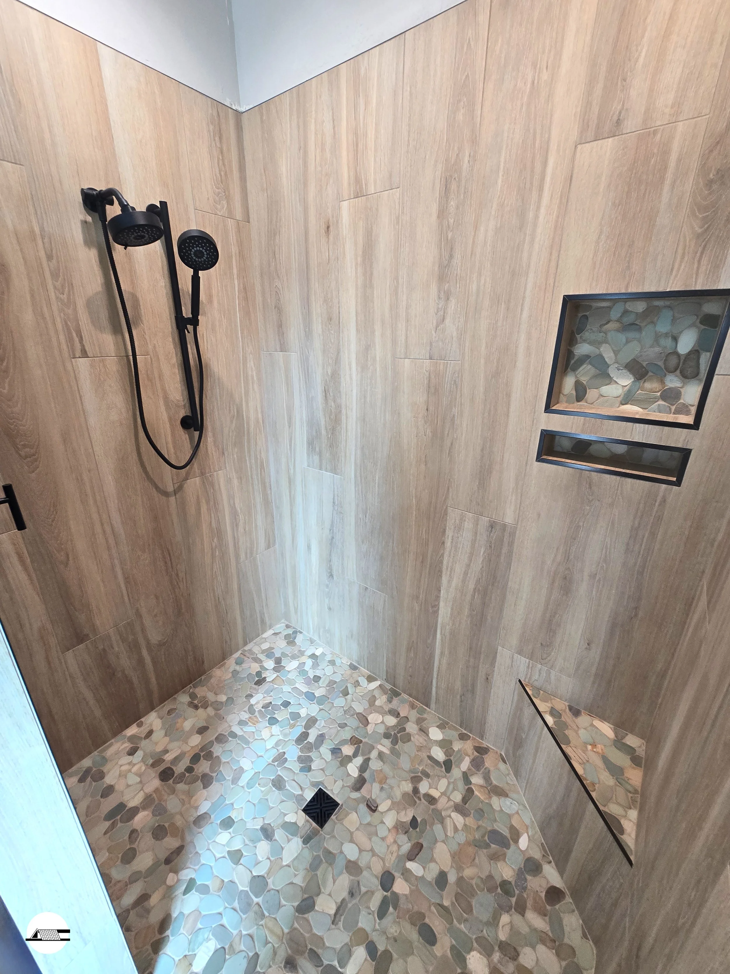 amer_shower2.jpg