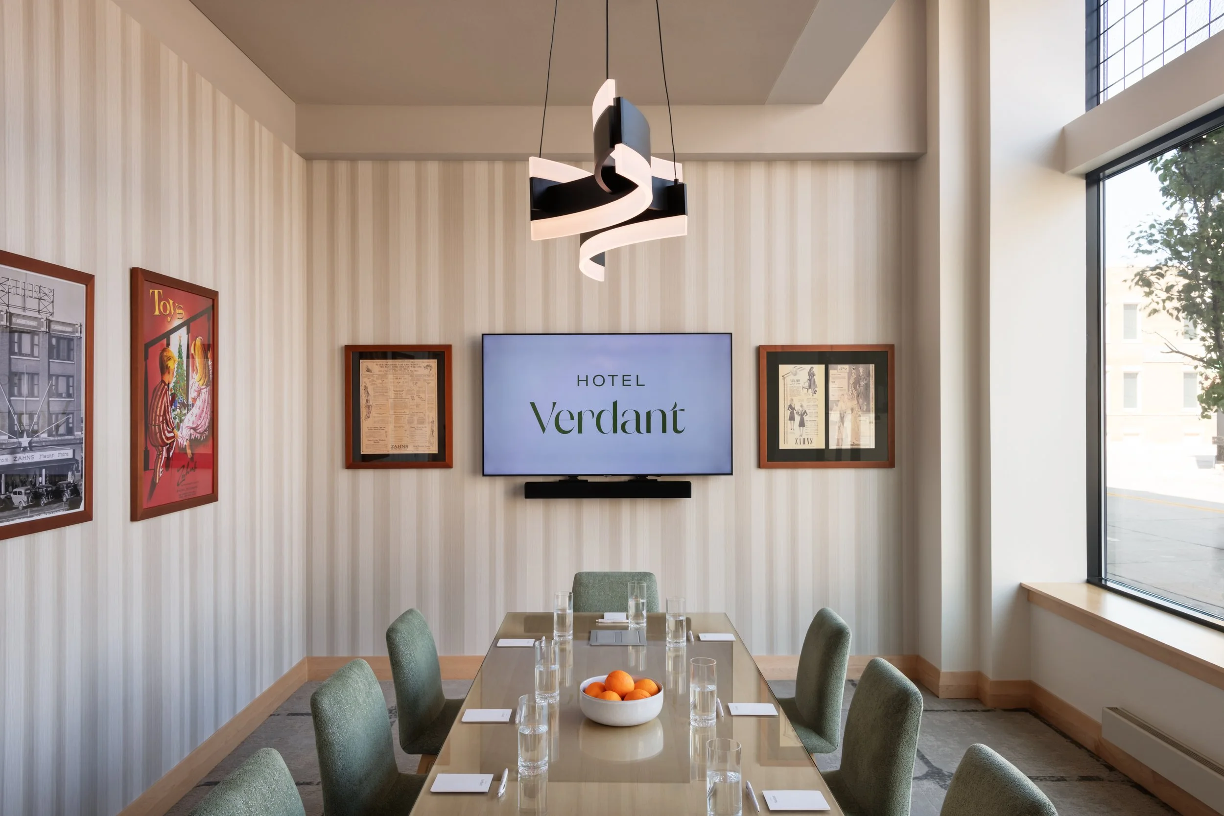 Hotel Verdant-Boardroom.jpg