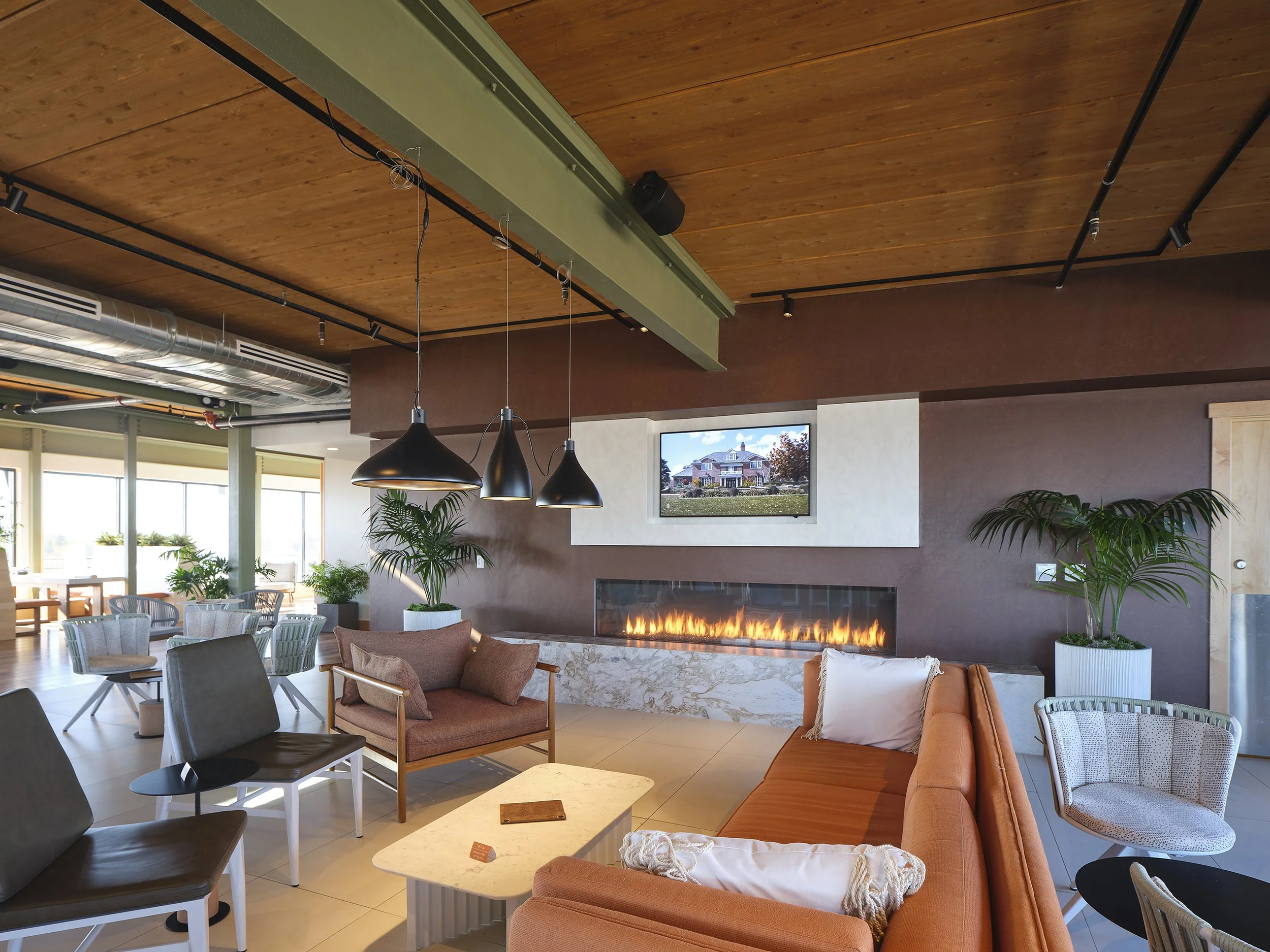 Hotel Verdant-5th Floor-Eave-Interior-Firplace.jpg