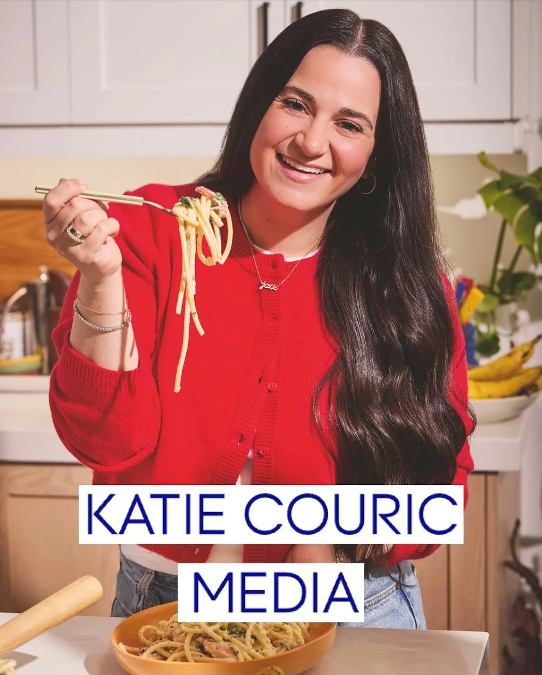 From appetizers to the main course, Jamie Milne is cooking up a storm and showing you how to prepare the perfect meal for all of your upcoming holiday parties! Find out how to make meals like Everything Delish&rsquo;s Jamie Milne from her most recent