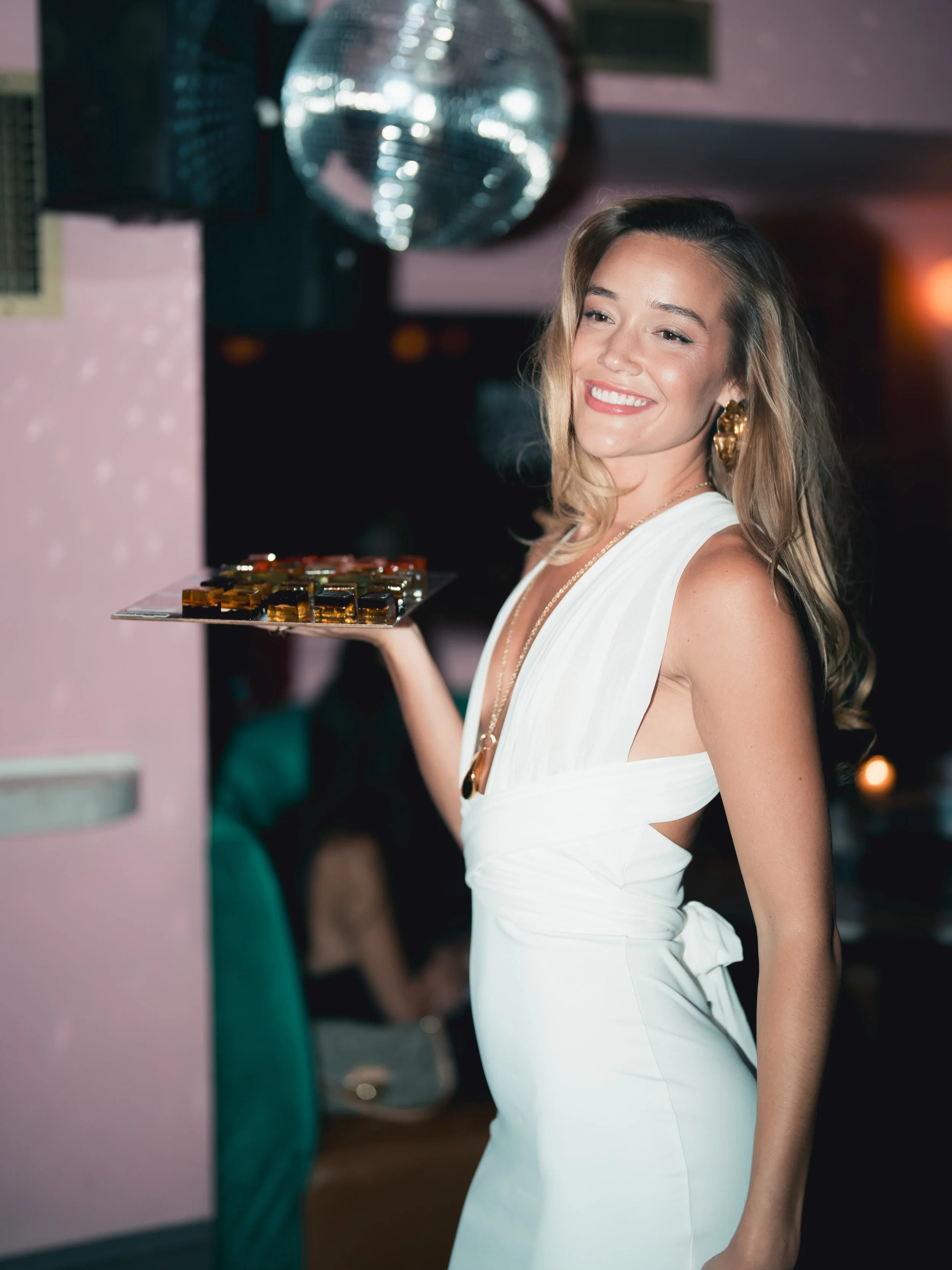 Last Thursday, we celebrated the launch of Season 2 of @olivia.ponton's @bookedblondebusy podcast at @downtimenyc. Friends, family, and fellow book lovers gathered to celebrate this exciting new chapter. Special thanks to @raisingcanes, @drinkpoppi, 