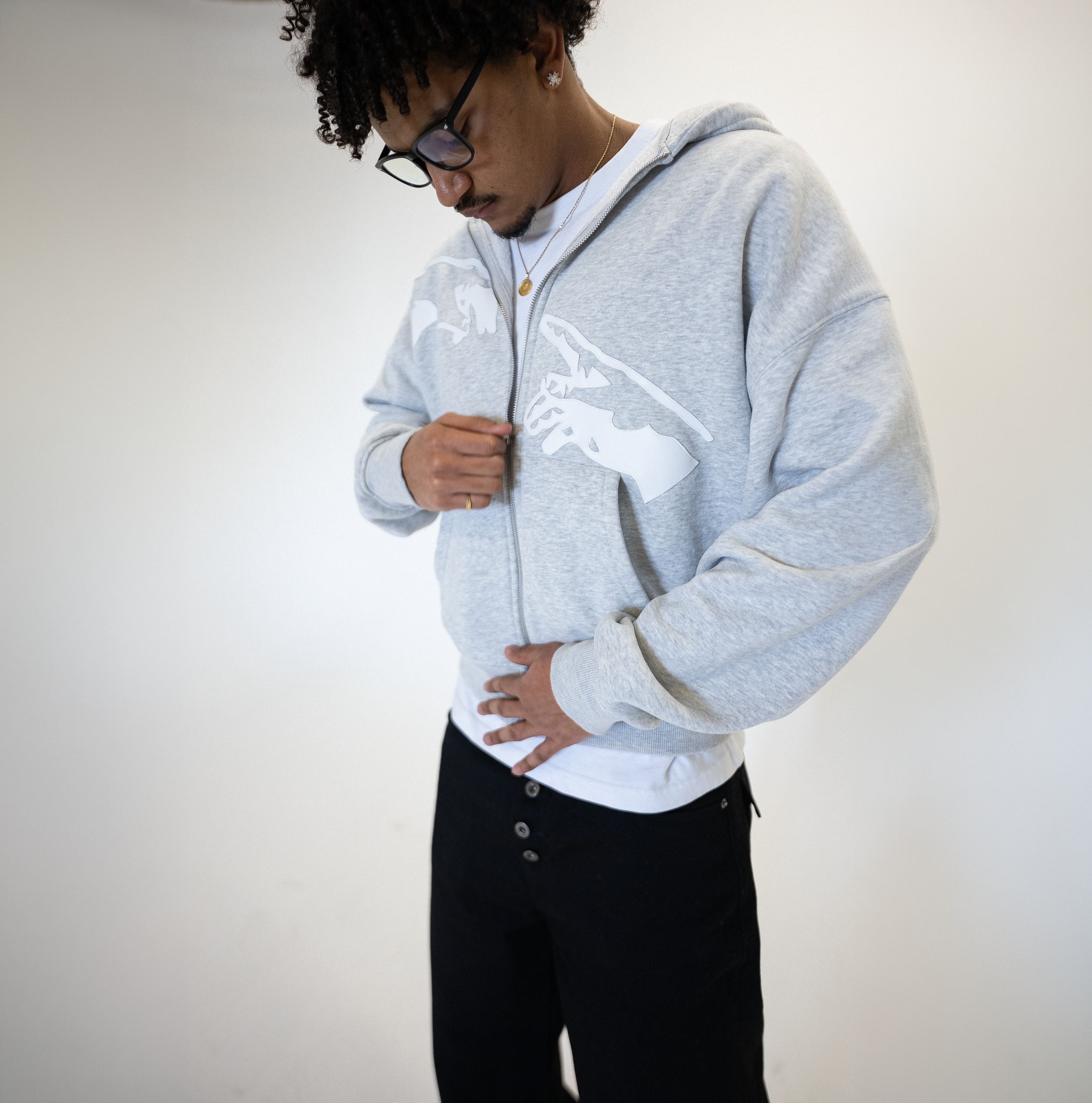 insta post grey.png