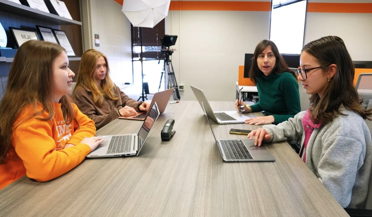 CCI Students Take on Community-Focused Reporting Through New Knox News Partnership