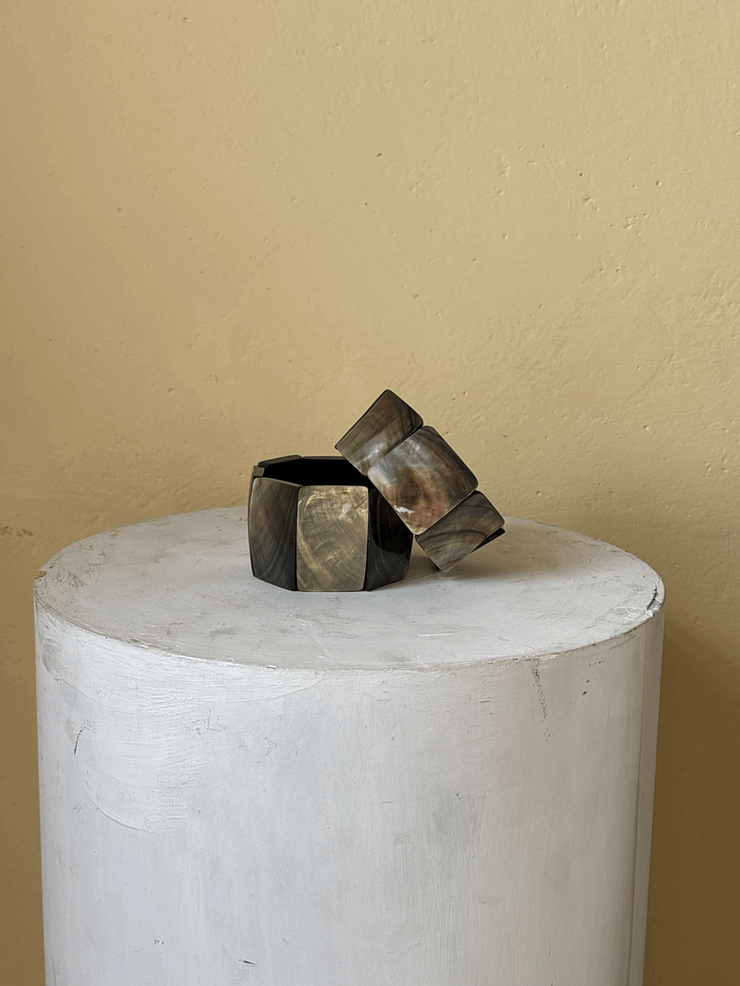 Maristella Set of 2 Bracelets in Mother-of-Pearl Squares