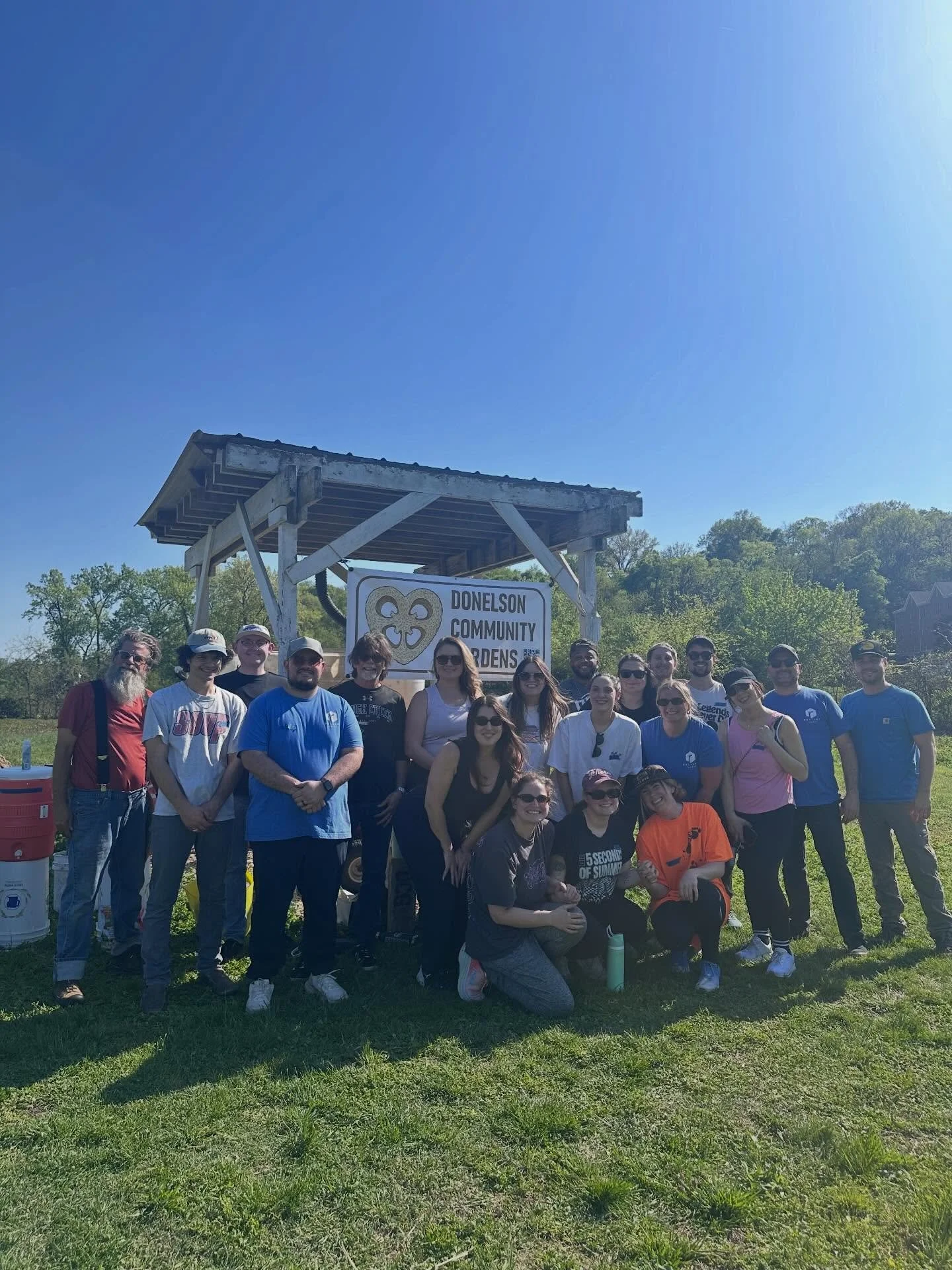 Our team had an amazing time partnering with @thenashvillefoodproject preparing garden beds for the Donelson Community Garden last week. We are so grateful for the opportunity to pour into our community! 

#relianttalentagency #reliantteam