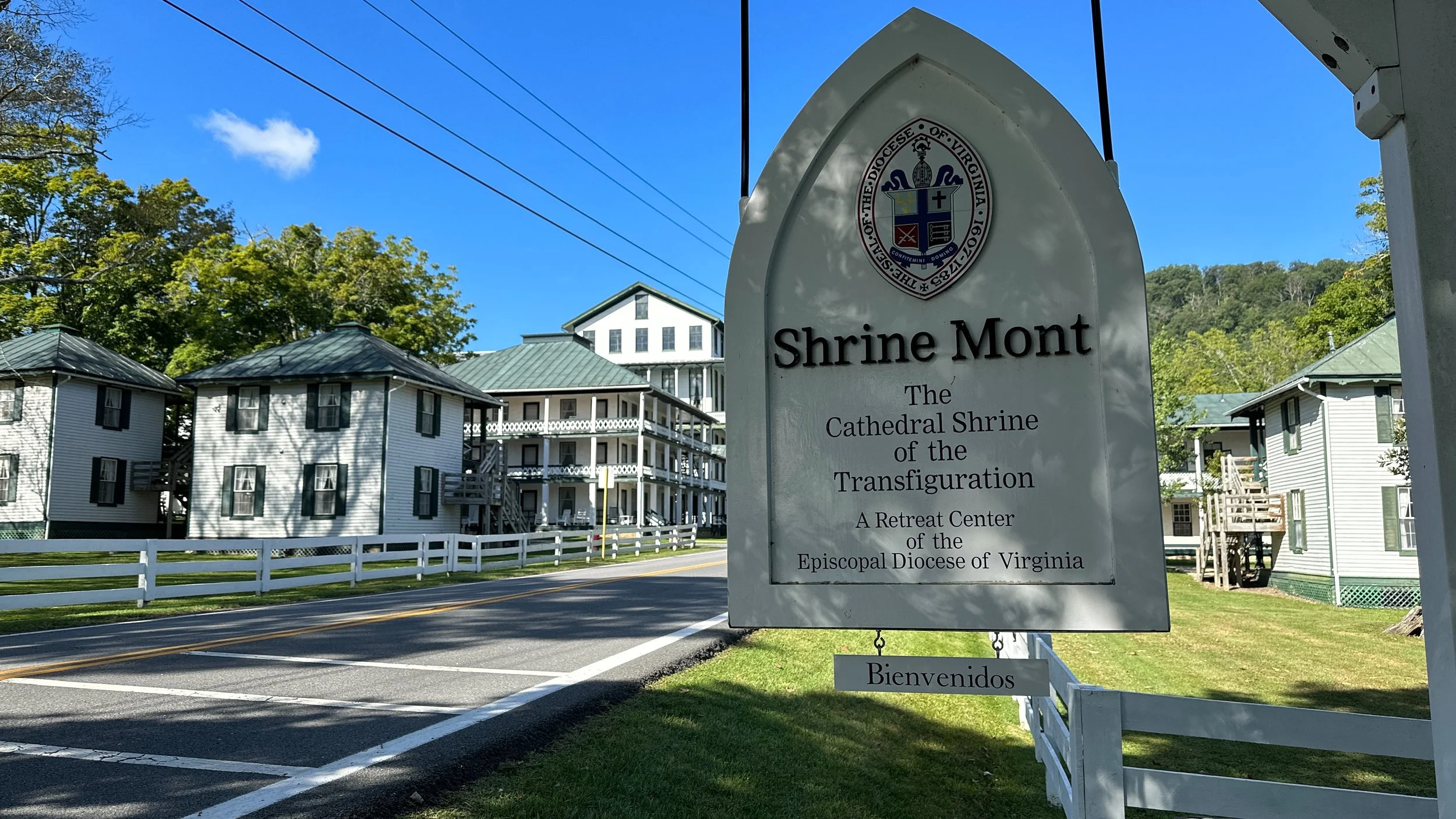 Shrine Mont sign and buildings in wooded area