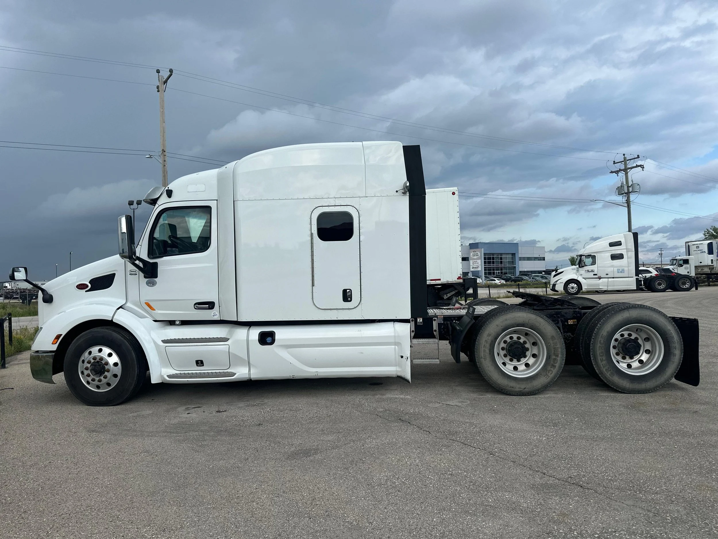 PETERBILT 5.jpg