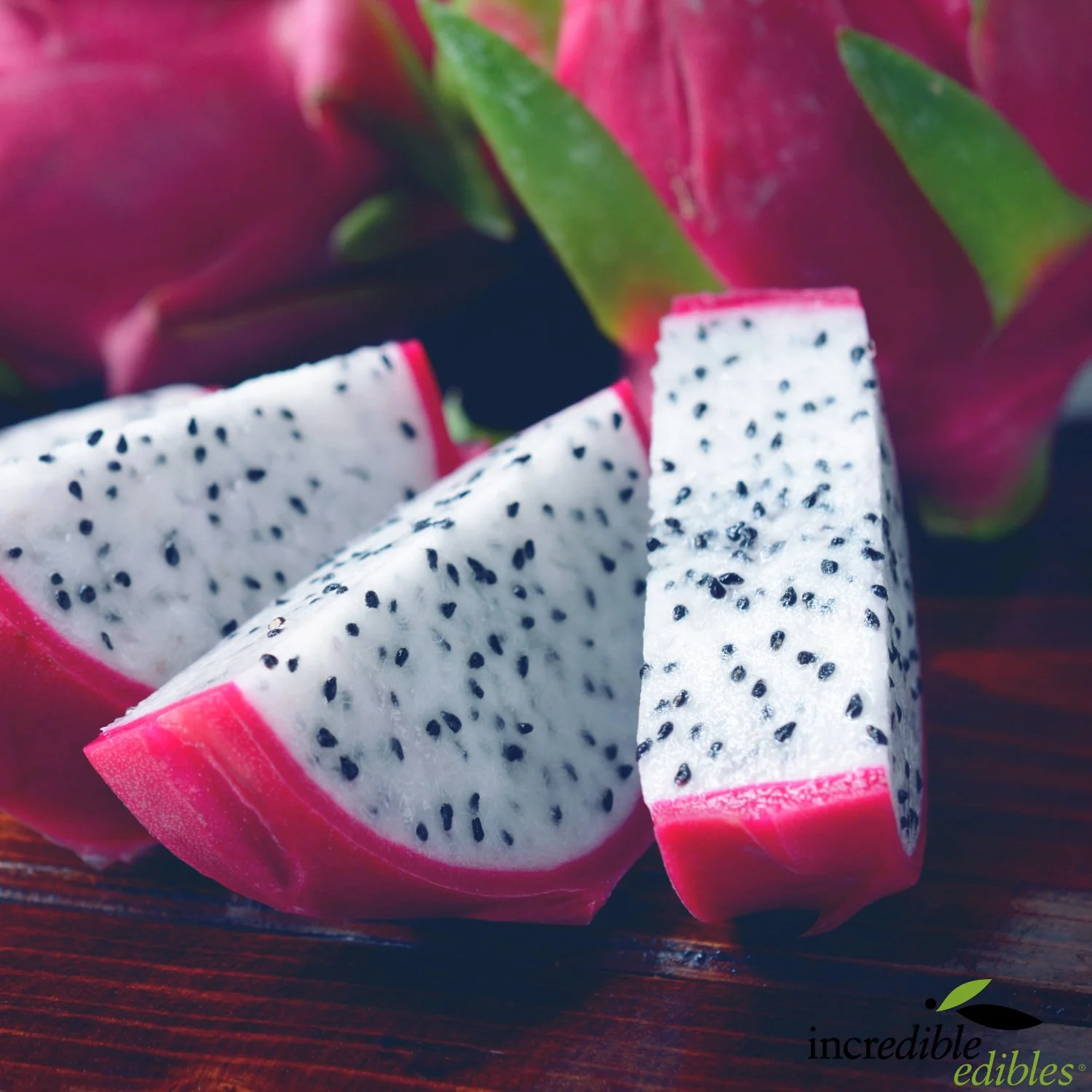 Dragonfruit Red skin white pulp.jpg