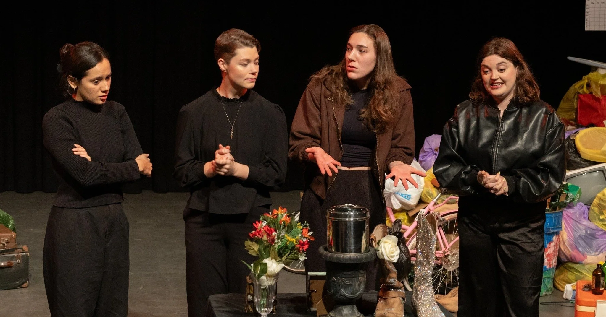 π 24 TP
π’ Play Title: These boots are made for walking 
ποΈ Writer: Tracy Crisp 
π¬ Director: Benn Welford 
π Actors: Ava-Rose Askew, Bonet Fimeri, Michelle Stewart and Lizzy Zeuner
π€ Proudly Presented by: Play Every Day and Mount Barker Dis