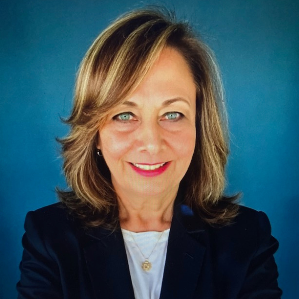 Lori Thomas