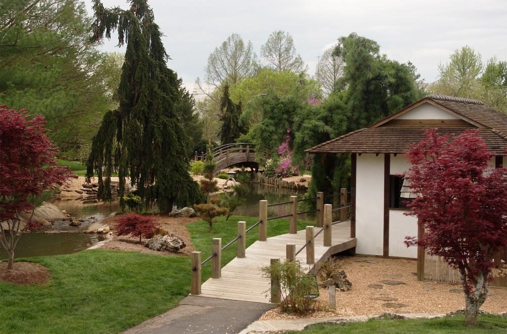 Mizumoto Japanese Stroll Garden in Springfield Missouri
