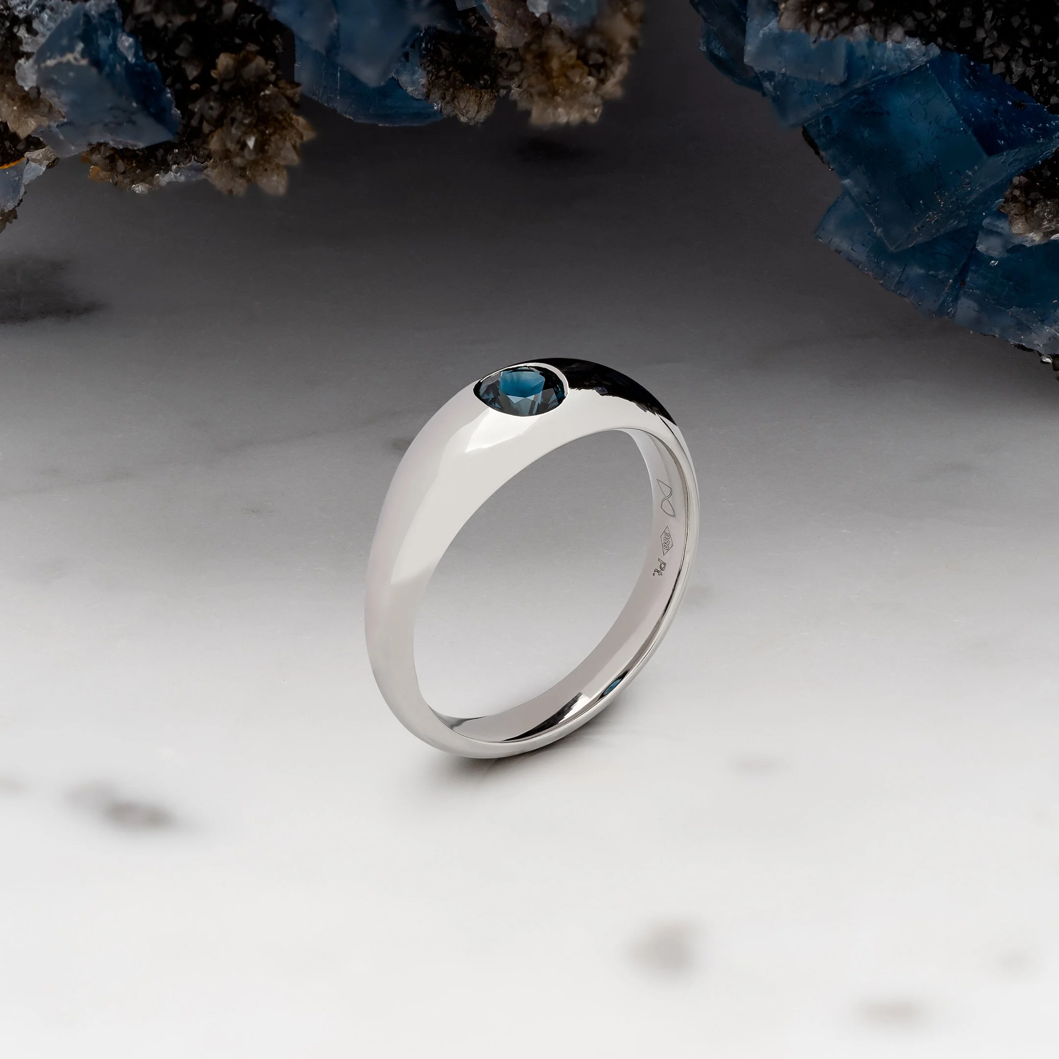 PlatinumSapphireSignetRing.jpg