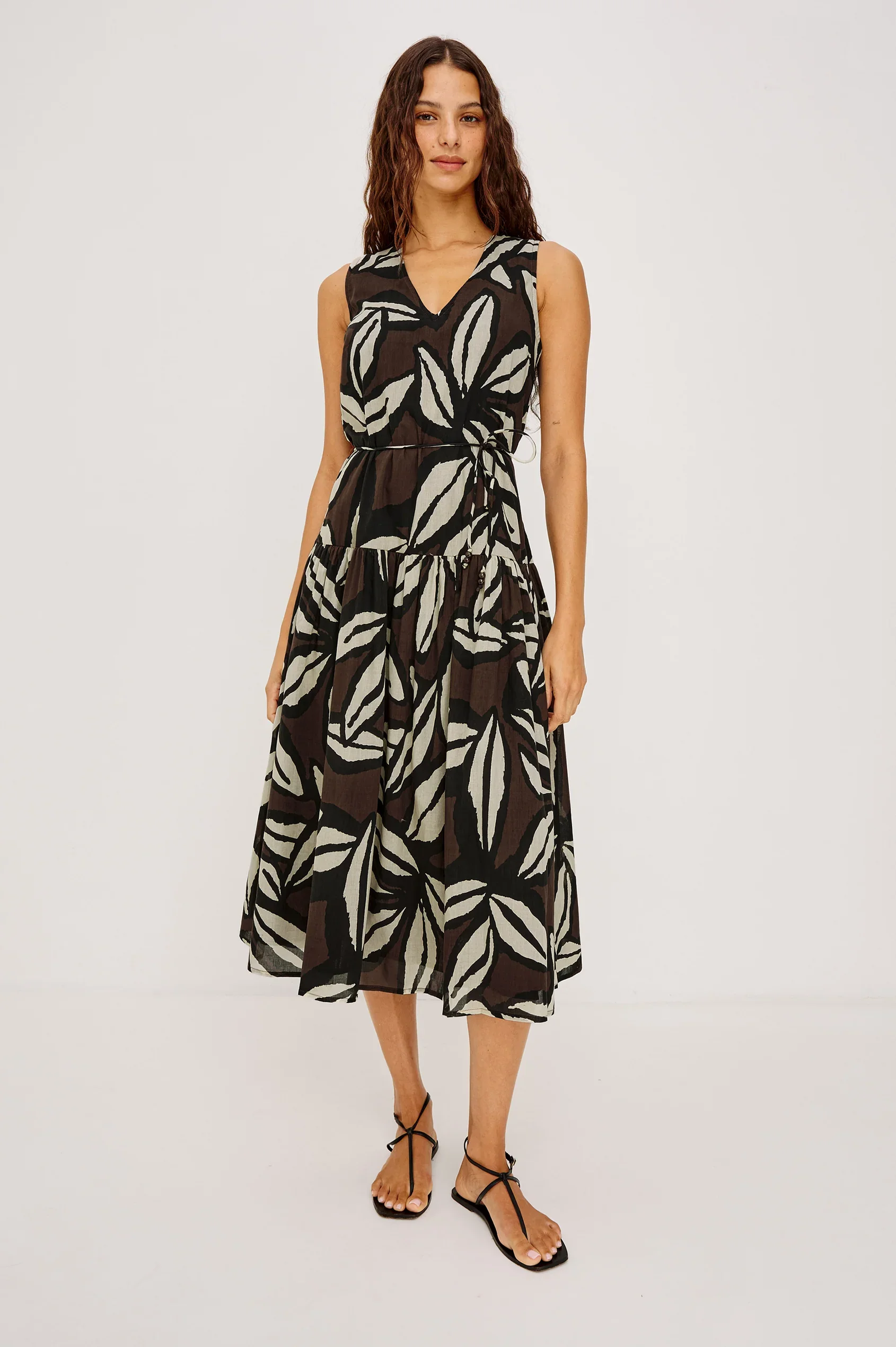 MAEVE-COCOA-FLORAL_3_649A-105H-8721.webp