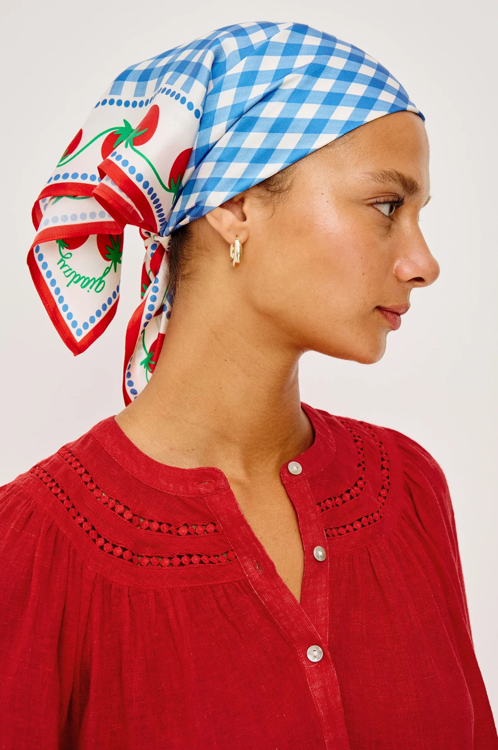 COSIMA-SCARF-GINGHAM-TOMATOES_4_922-550B-8837.webp
