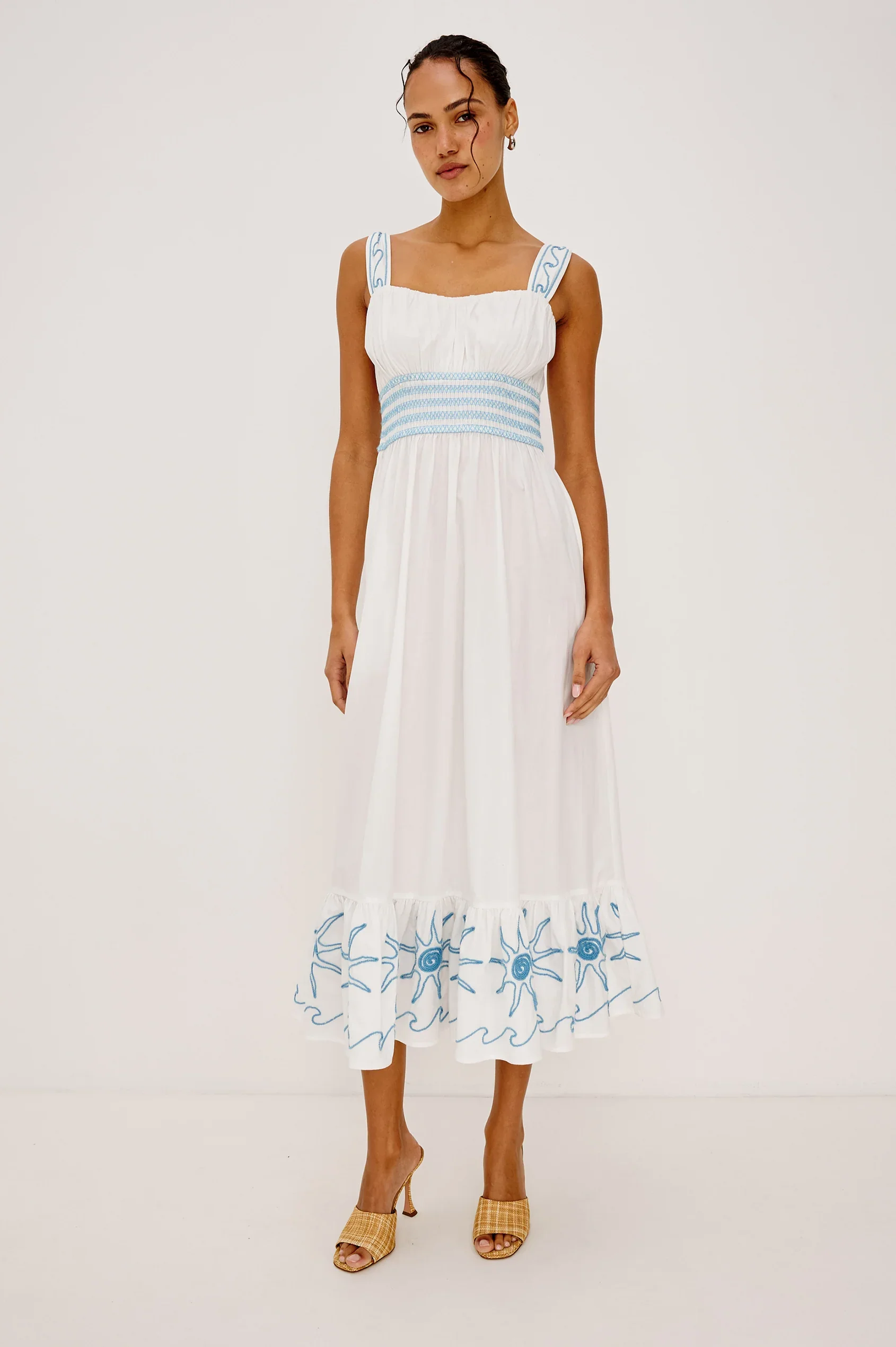 MOIRA-BLUE-SOUTACHE-SUNS_1_BLM-651A-157G-8851.webp