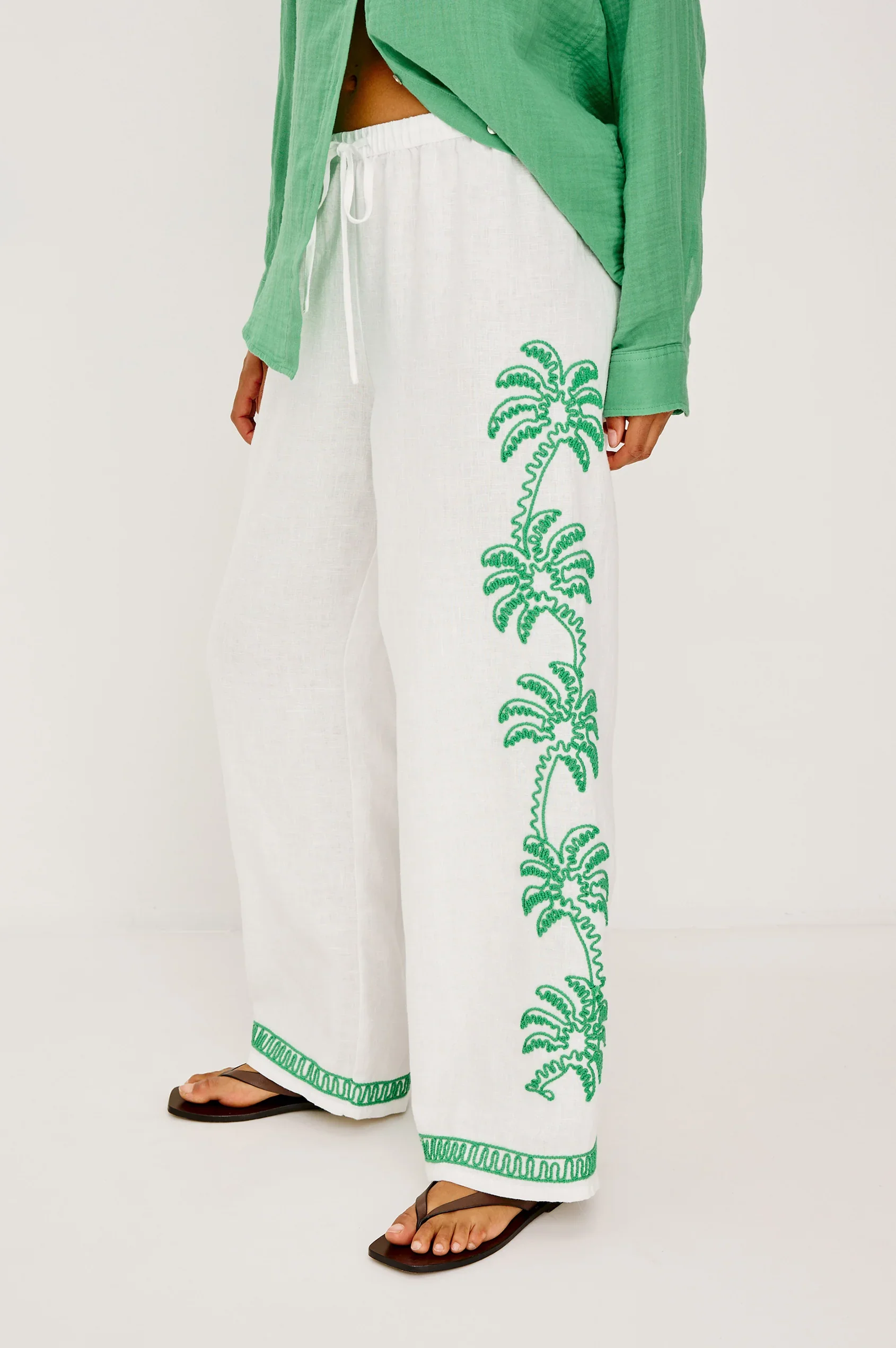 EMMIE-EMERALD-PALMS-EMBROIDERY_4_229-557-8725.webp