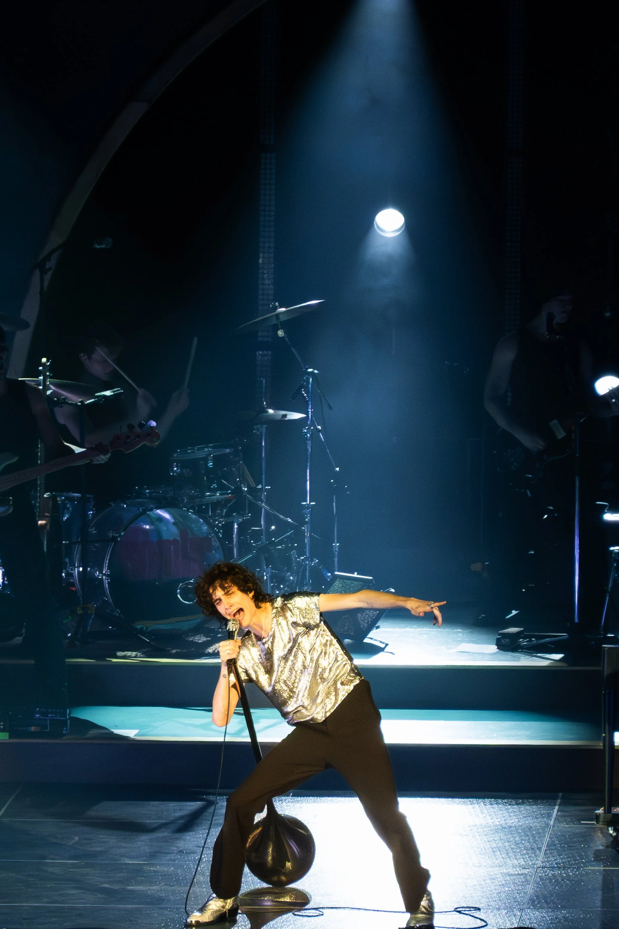 2025-10-27-sombr-san-francisco-storydeweesephotography30.jpg