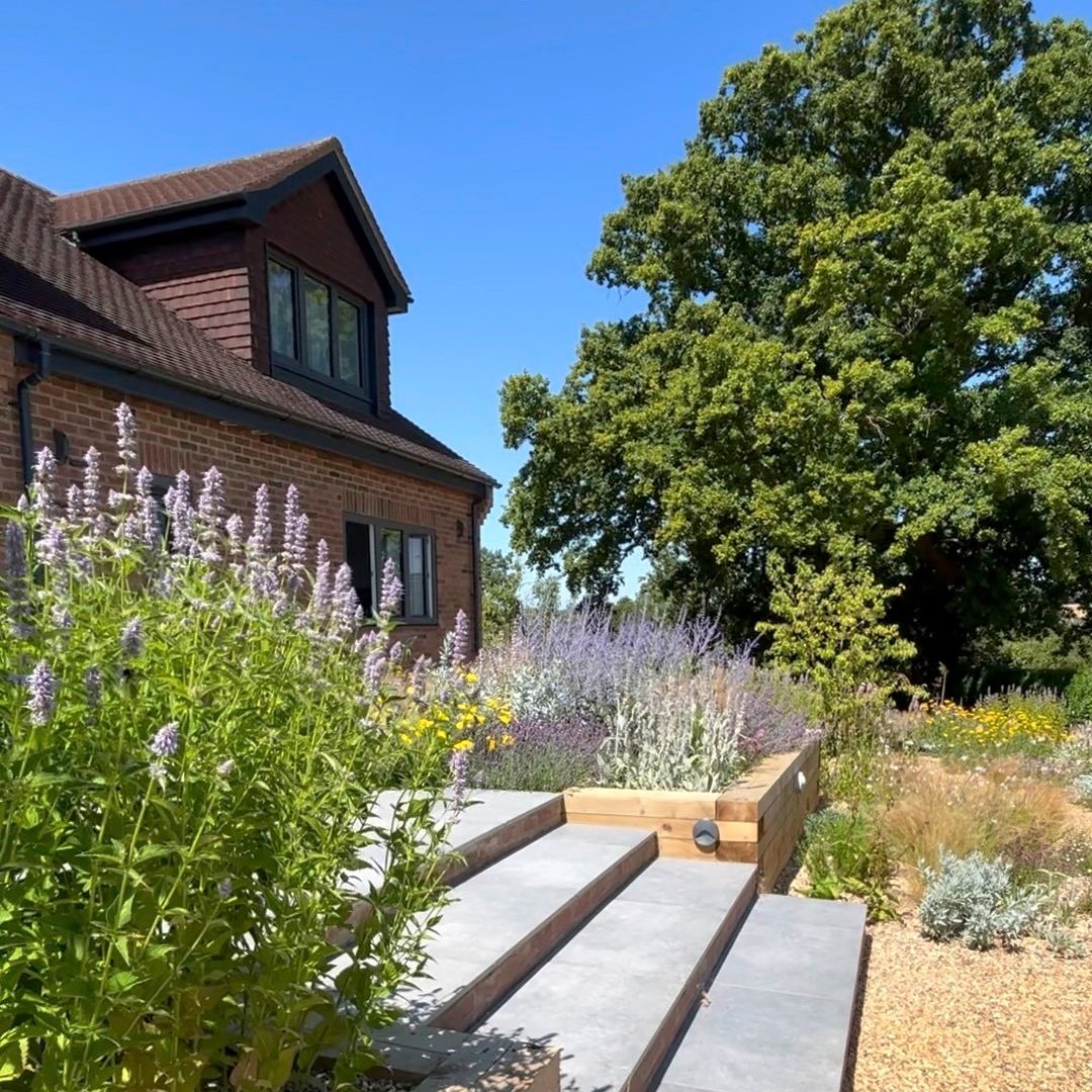 Resilient Gravel Garden, Hertfordshire, March 2025