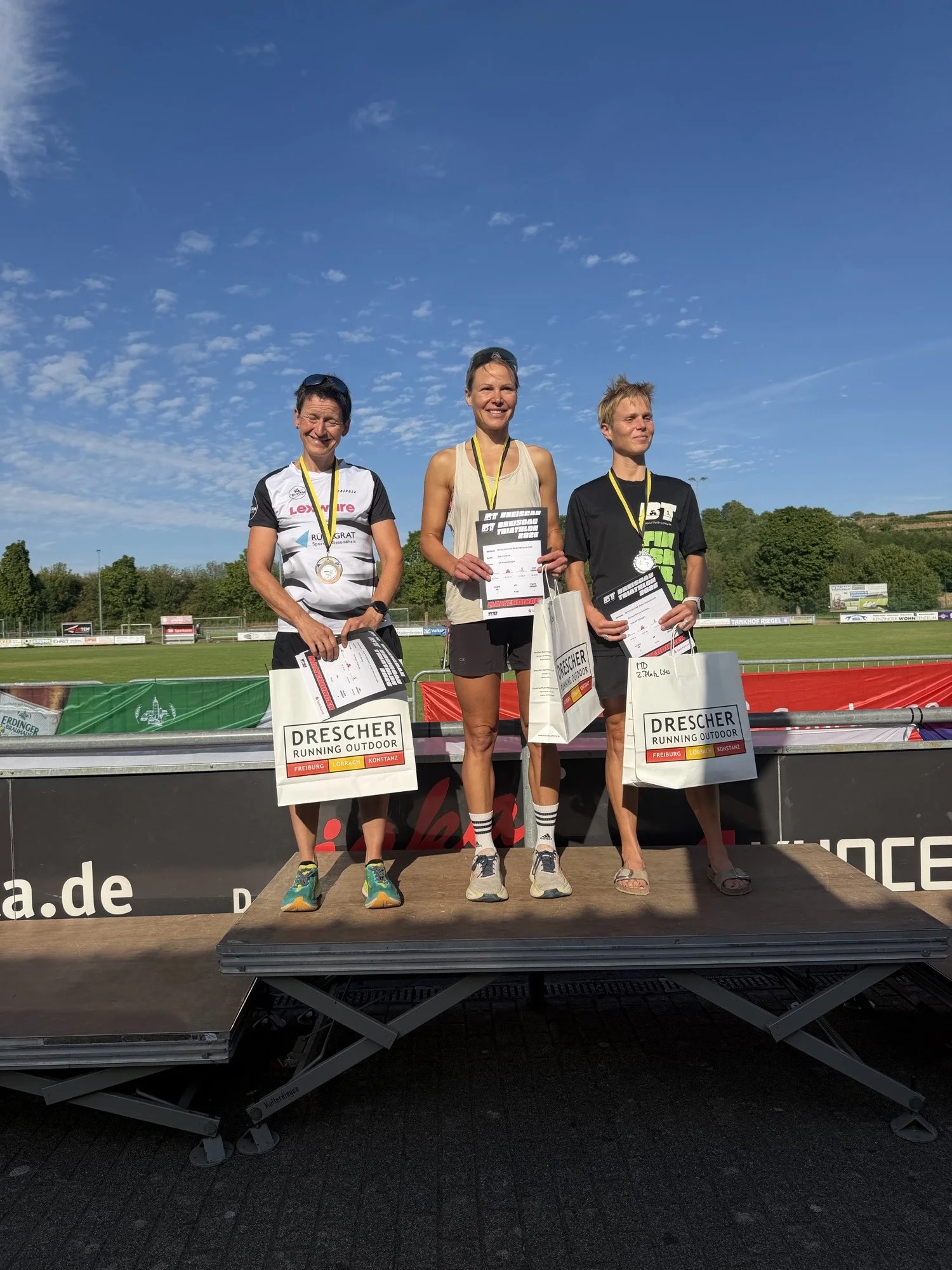 957a04c3-5eba-4ac1-8f86-02011486d248.jpg