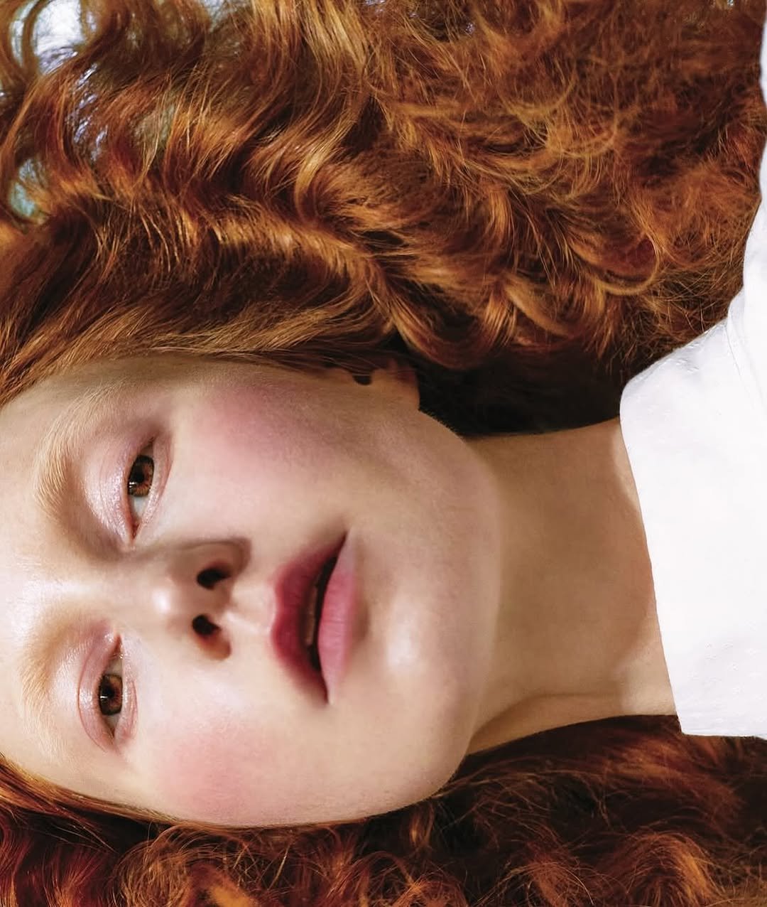 HarpersBazaarMx0925 03.JPG