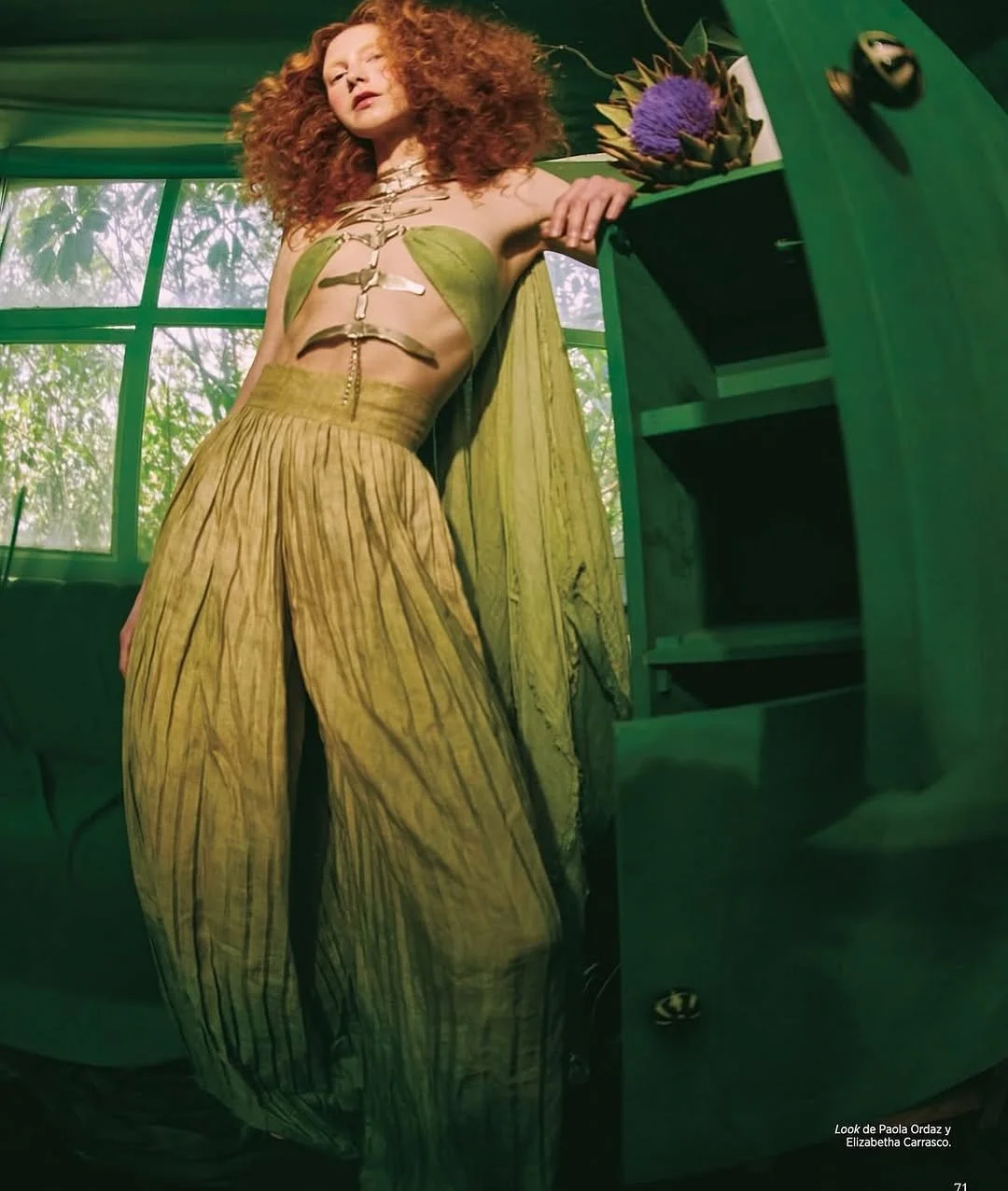 HarpersBazaarMx0925 05.JPG