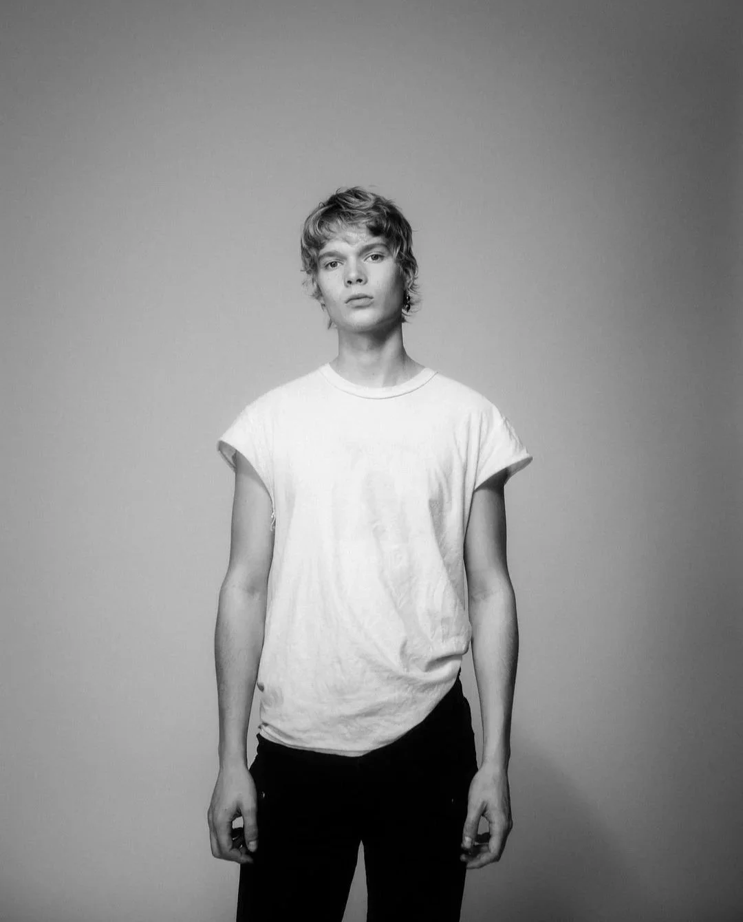 AARON SIRAINEN by Franz Becker