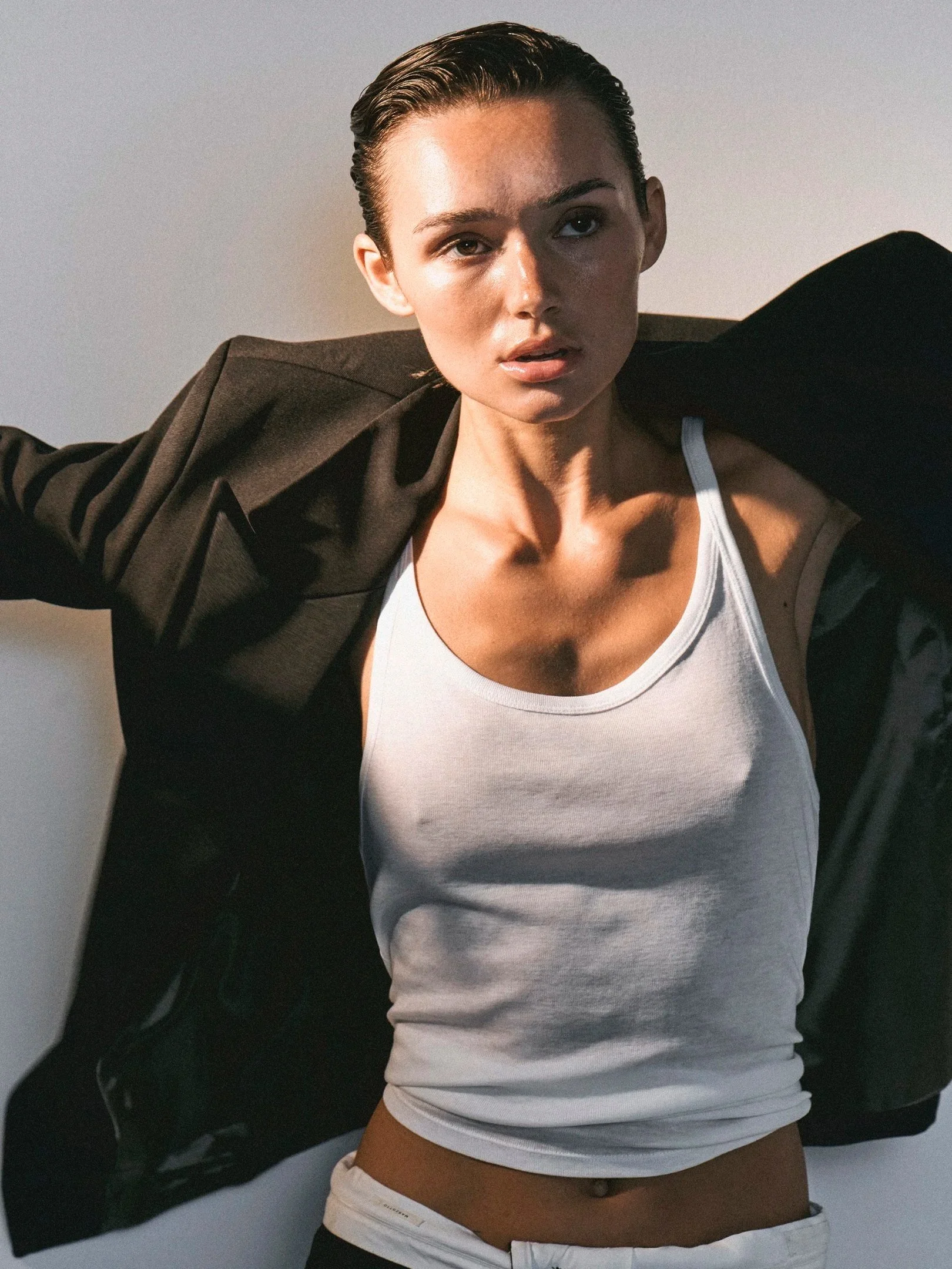 MIA BROWN by Sylwia Szyplic