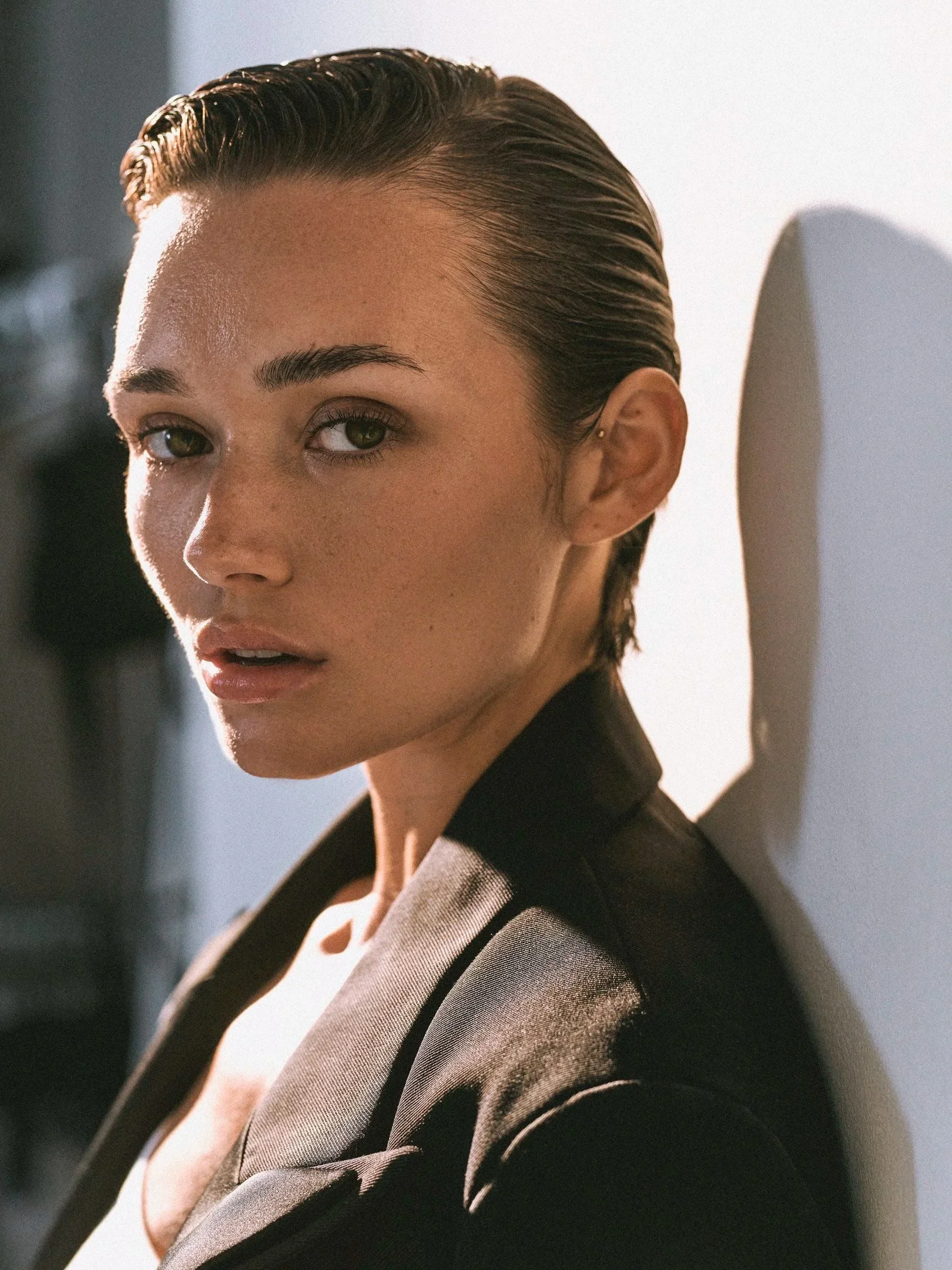 MIA BROWN by Sylwia Szyplic